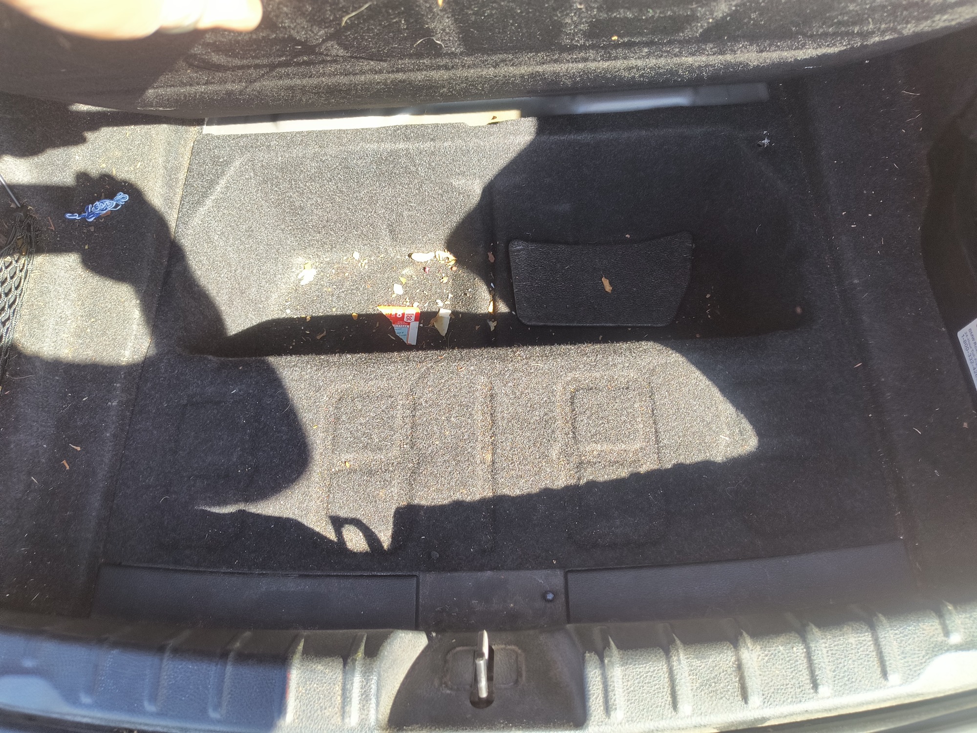 2013 bmw 3-series 328i-xdrive-sedan with 309815 miles for sale near elk-river, minnesota 106543_27_spare_tire.jpg