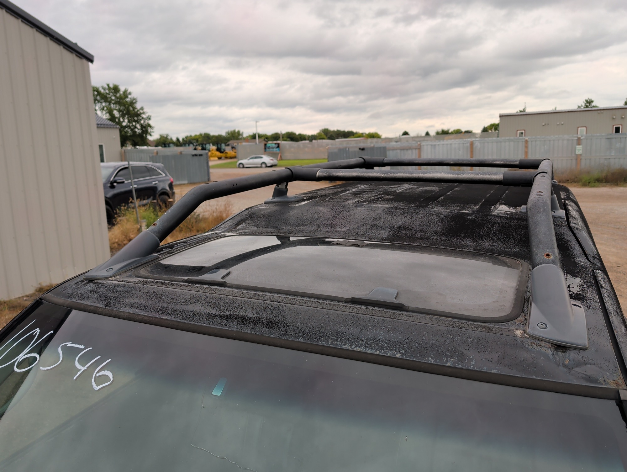 2001 nissan xterra xe-4wd with 205423 miles for sale near elk-river, minnesota 106546_11_roof.jpg