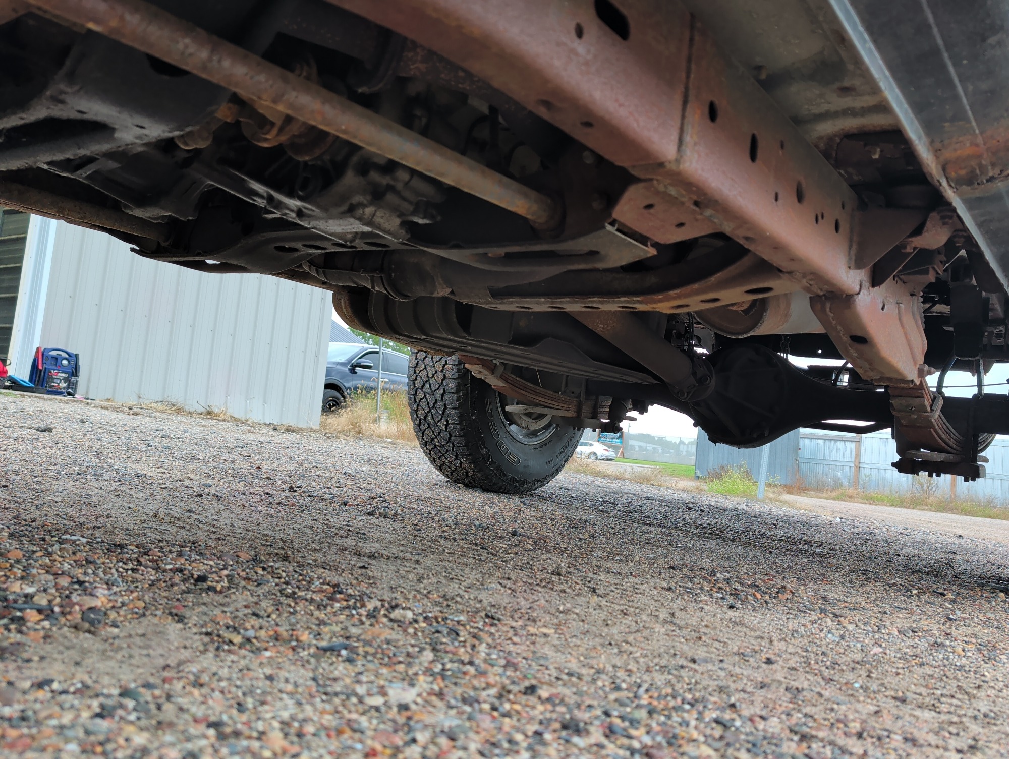 2001 nissan xterra xe-4wd with 205423 miles for sale near elk-river, minnesota 106546_17_undercar_drv_side.jpg