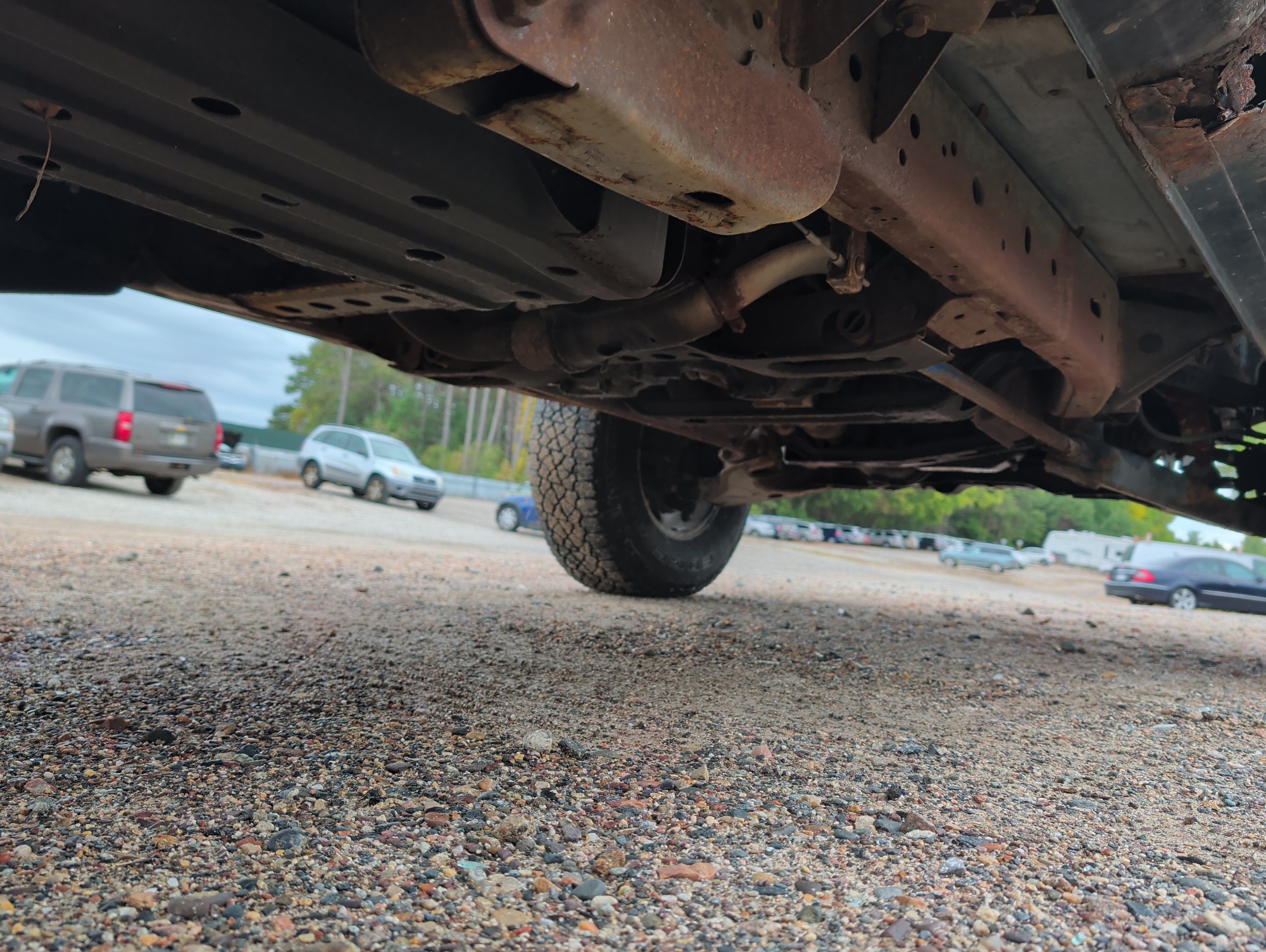 2001 nissan xterra xe-4wd with 205423 miles for sale near elk-river, minnesota 106546_20_undercar_rear_pass.jpg