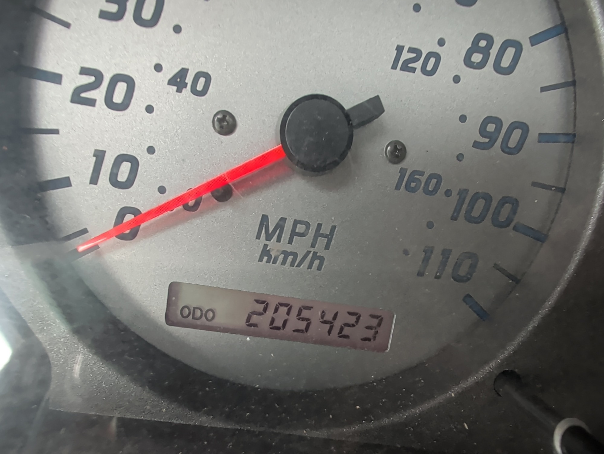 2001 nissan xterra xe-4wd with 205423 miles for sale near elk-river, minnesota 106546_44_mileage_closeup.jpg