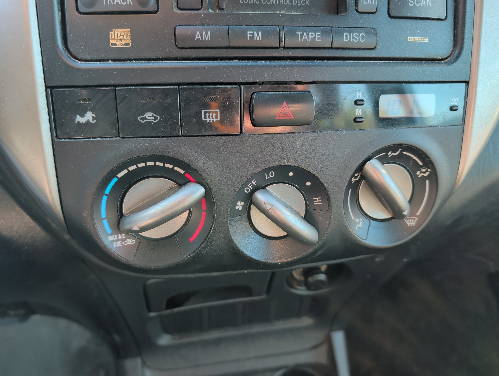 2005 toyota rav4 2wd with 173910 miles for sale near elk-river, minnesota 106547_40_climate_control.jpg
