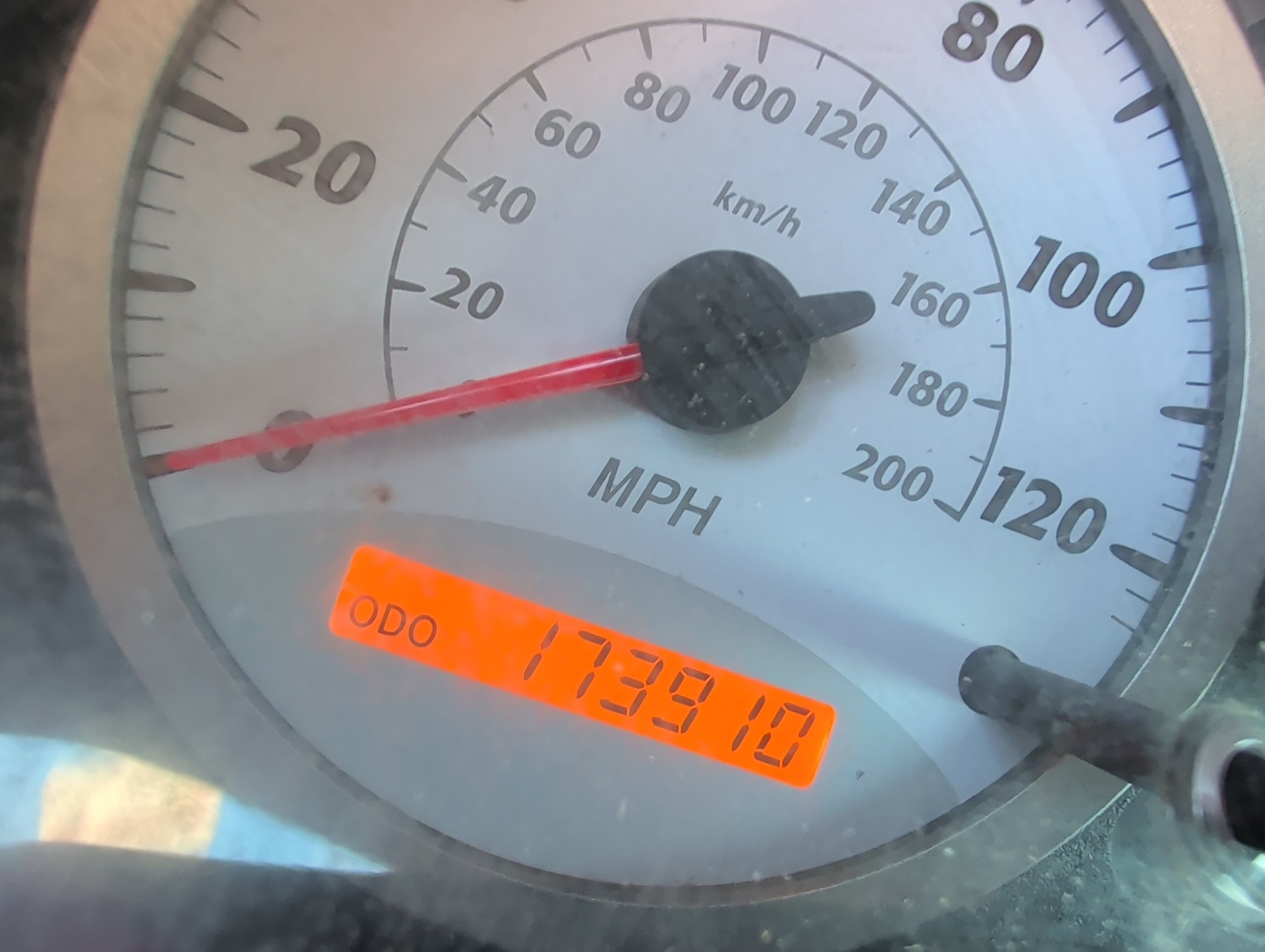 2005 toyota rav4 2wd with 173910 miles for sale near elk-river, minnesota 106547_44_mileage_closeup.jpg