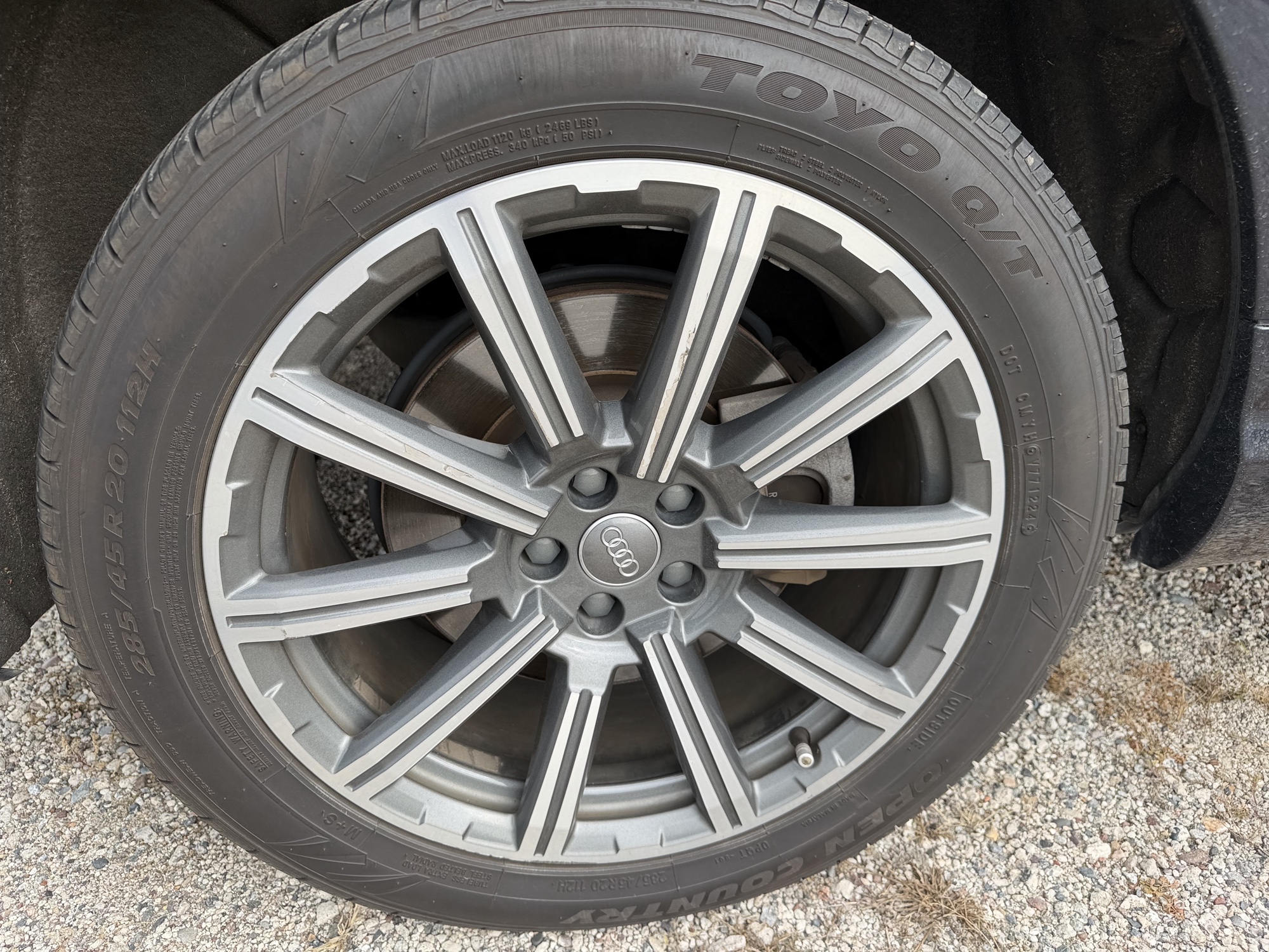 2017 audi q7 3.0-premium-plus-quattro with 111119 miles for sale near elk-river, minnesota 106548_14_rear_pass_wheel.jpg
