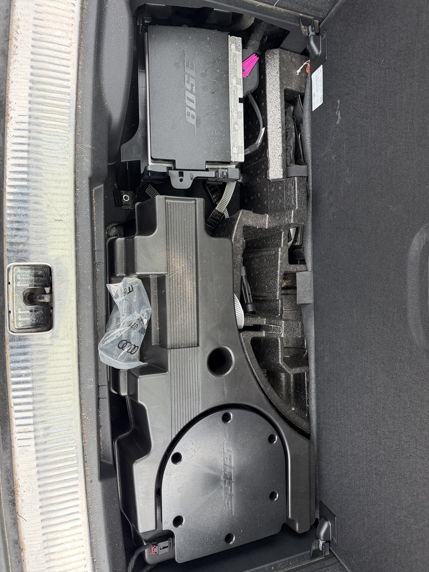2017 audi q7 3.0-premium-plus-quattro with 111119 miles for sale near elk-river, minnesota 106548_27_spare_tire.jpg