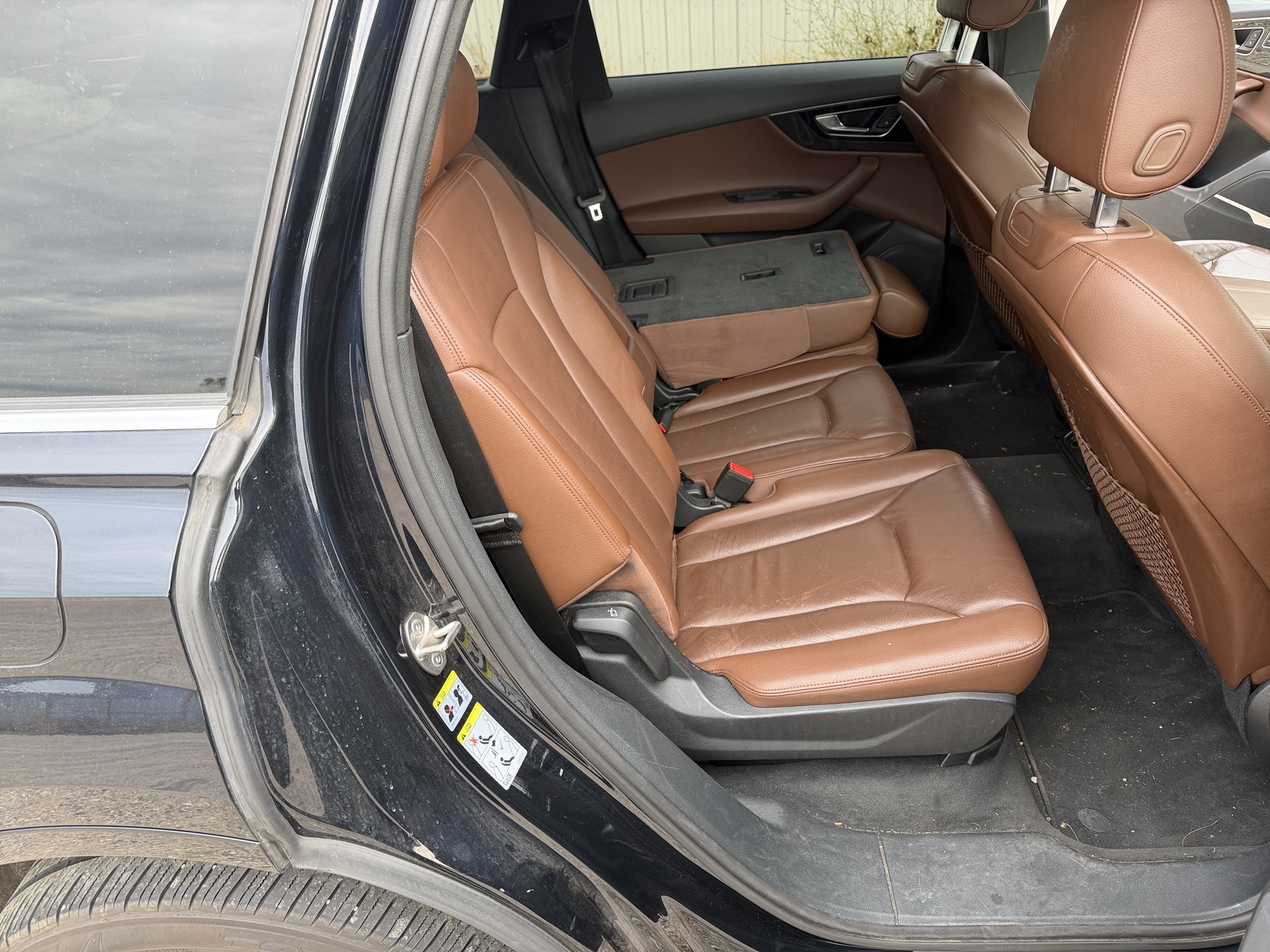 2017 audi q7 3.0-premium-plus-quattro with 111119 miles for sale near elk-river, minnesota 106548_28_pass_rear_seat.jpg