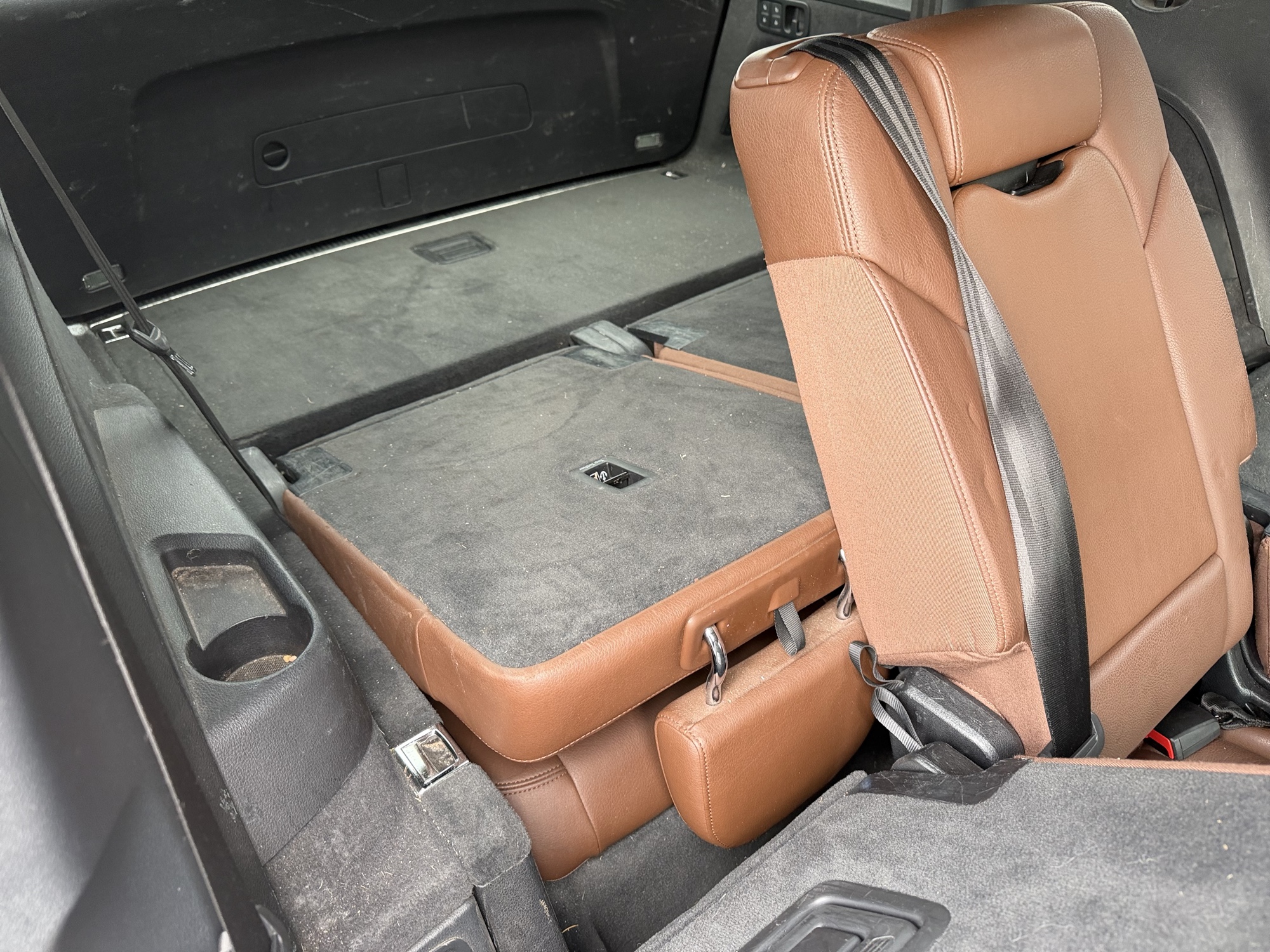 2017 audi q7 3.0-premium-plus-quattro with 111119 miles for sale near elk-river, minnesota 106548_29_third_row_seat.jpg