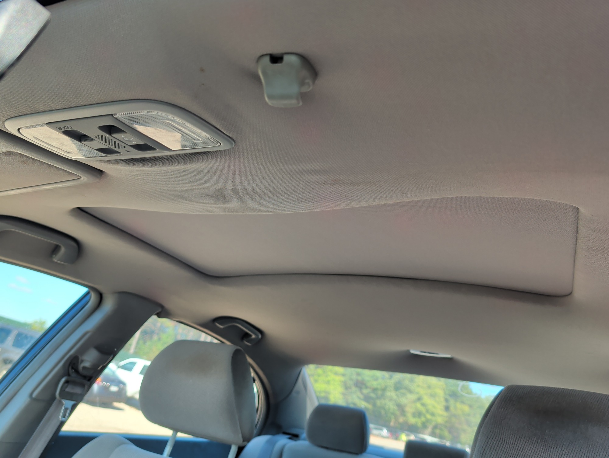 2006 honda civic ex-sedan-at with 168786 miles for sale near elk-river, minnesota 106550_35_headliner_sunroof.jpg