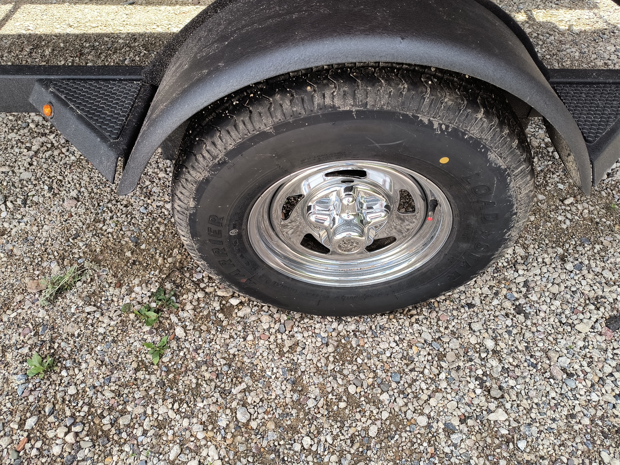 2011 bass-tracker 175txw for sale near elk-river, minnesota 106551_12_drv_front_wheel.jpg