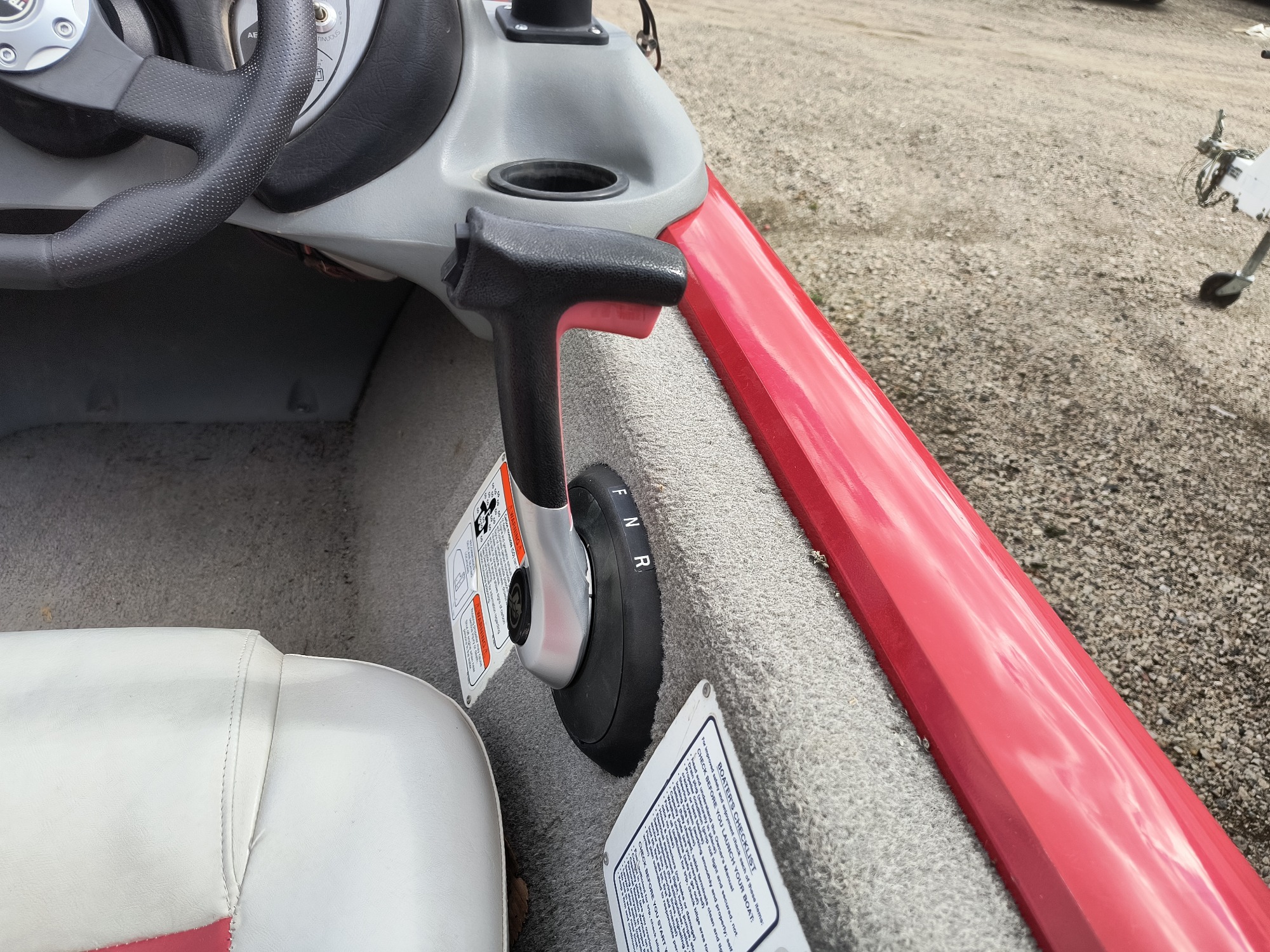 2011 bass-tracker 175txw for sale near elk-river, minnesota 106551_41_shifter.jpg