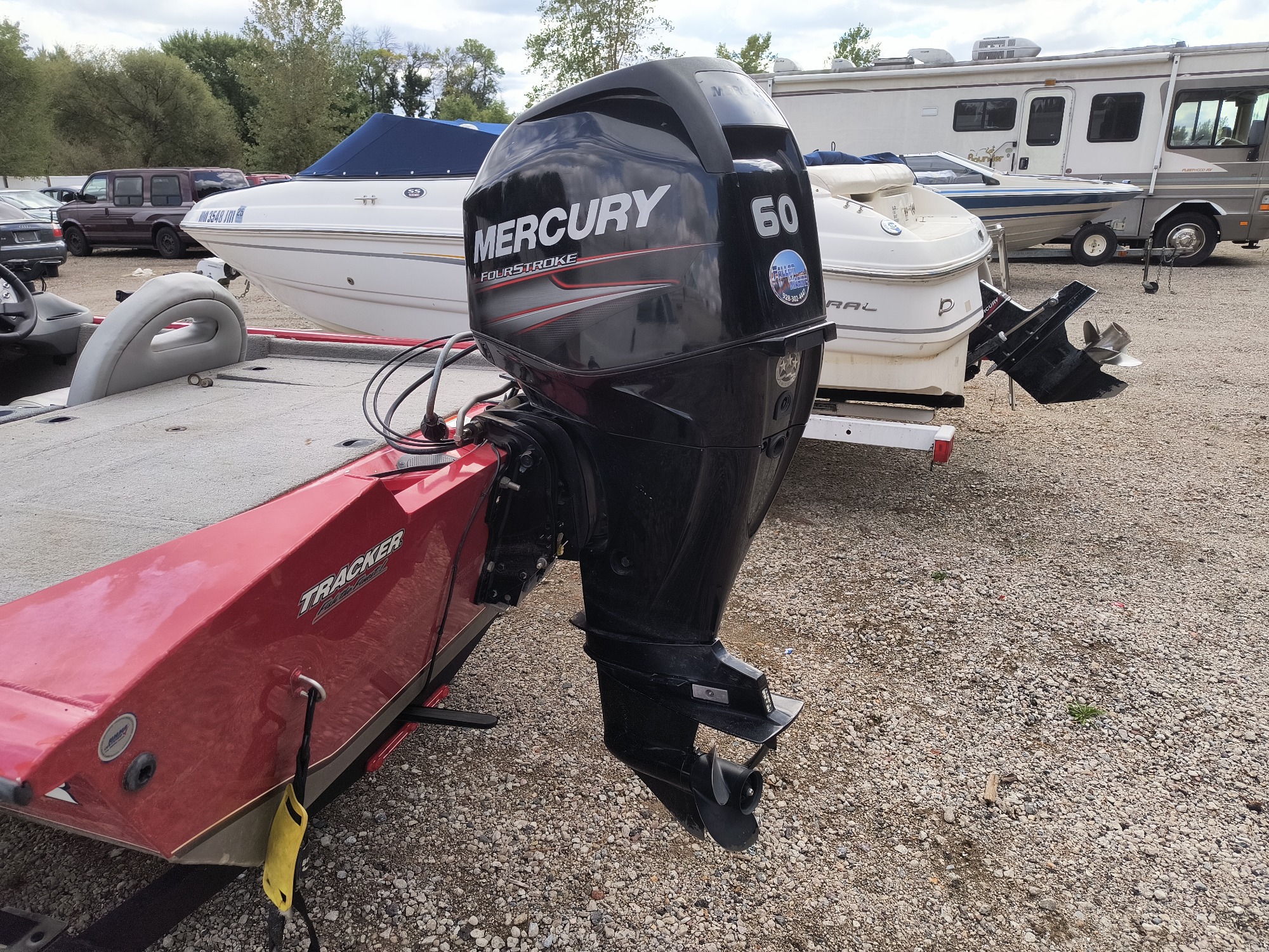 2011 bass-tracker 175txw for sale near elk-river, minnesota 106551_49_engine_bay.jpg