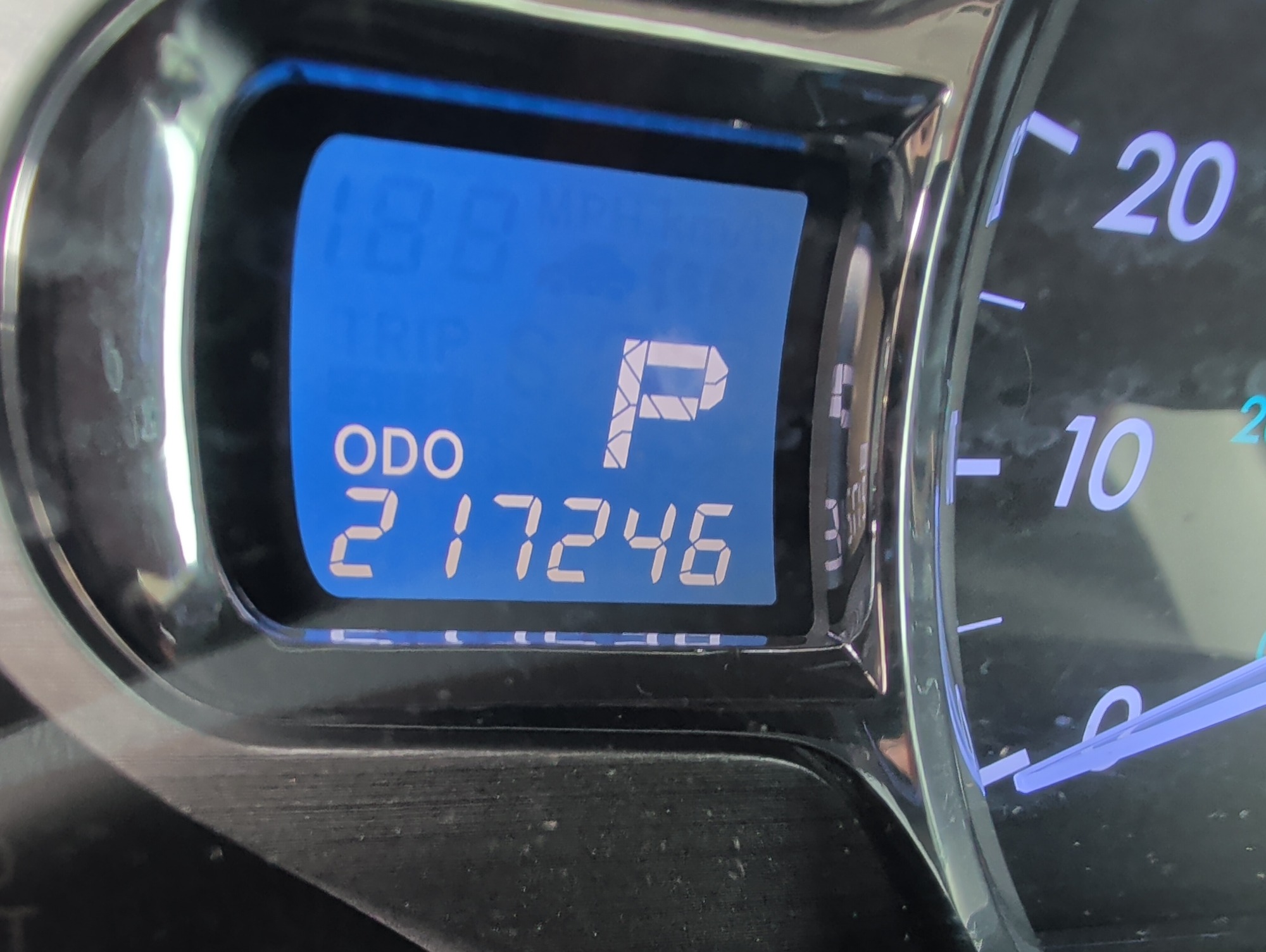 2011 toyota sienna limited-7-pass-v6 with 217246 miles for sale near elk-river, minnesota 106553_44_mileage_closeup.jpg