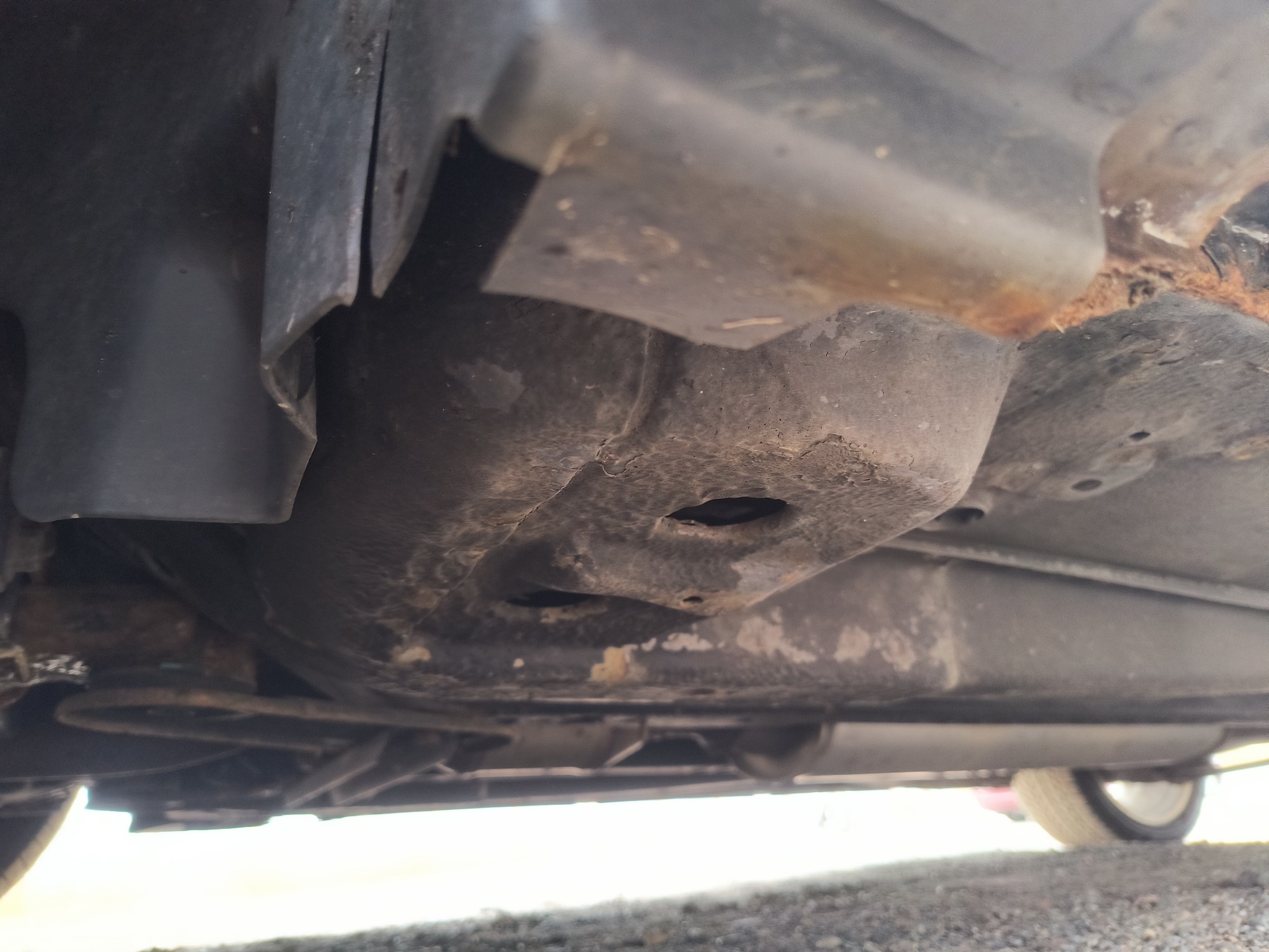 2011 chevrolet cruze ltz with 157761 miles for sale near elk-river, minnesota 106554_17_undercar_drv_side.jpg