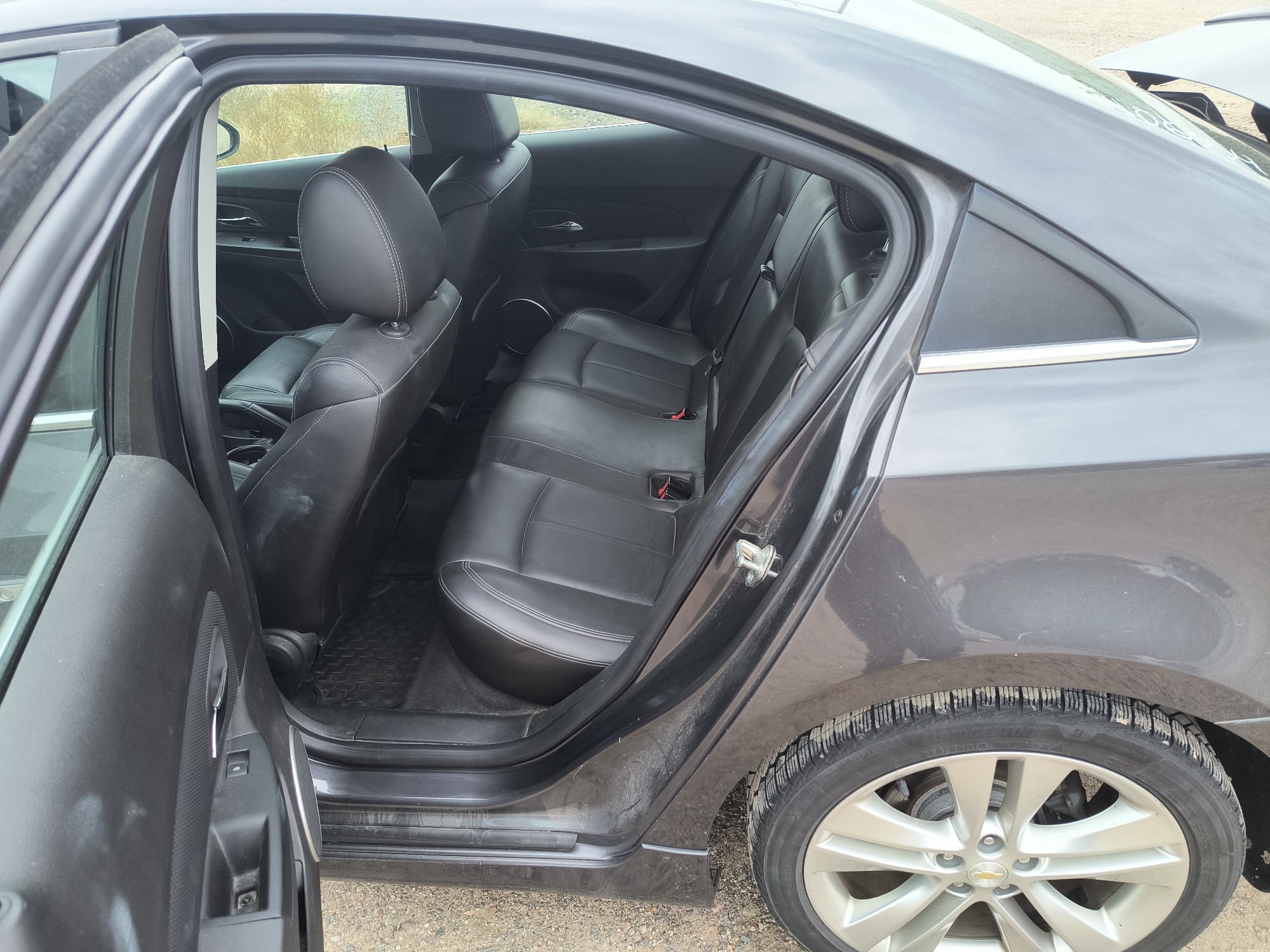 2011 chevrolet cruze ltz with 157761 miles for sale near elk-river, minnesota 106554_24_drv_rear_seat.jpg