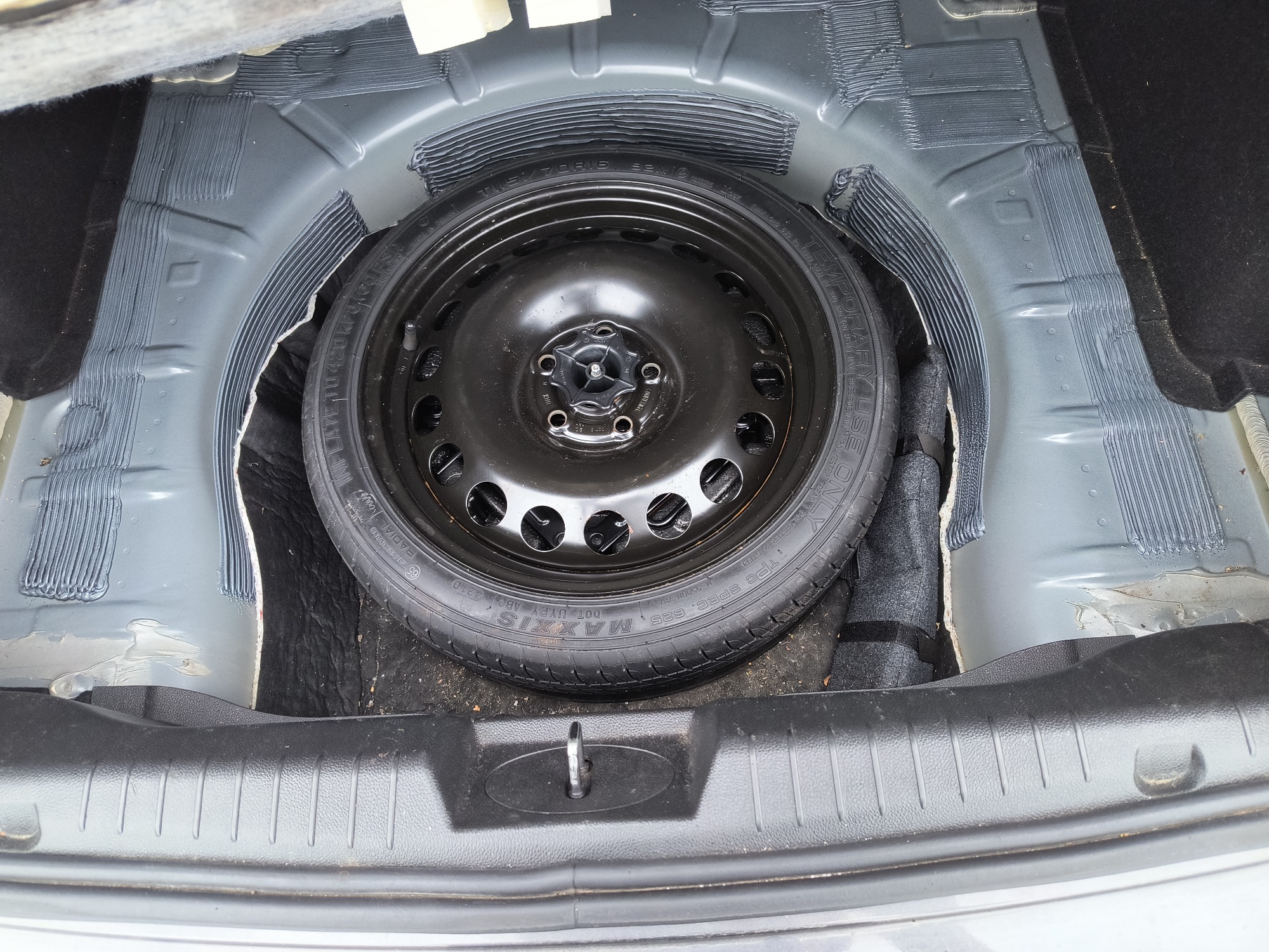2011 chevrolet cruze ltz with 157761 miles for sale near elk-river, minnesota 106554_27_spare_tire.jpg