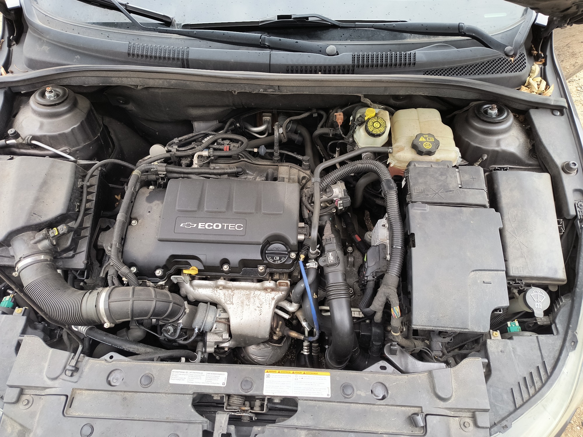 2011 chevrolet cruze ltz with 157761 miles for sale near elk-river, minnesota 106554_49_engine_bay.jpg