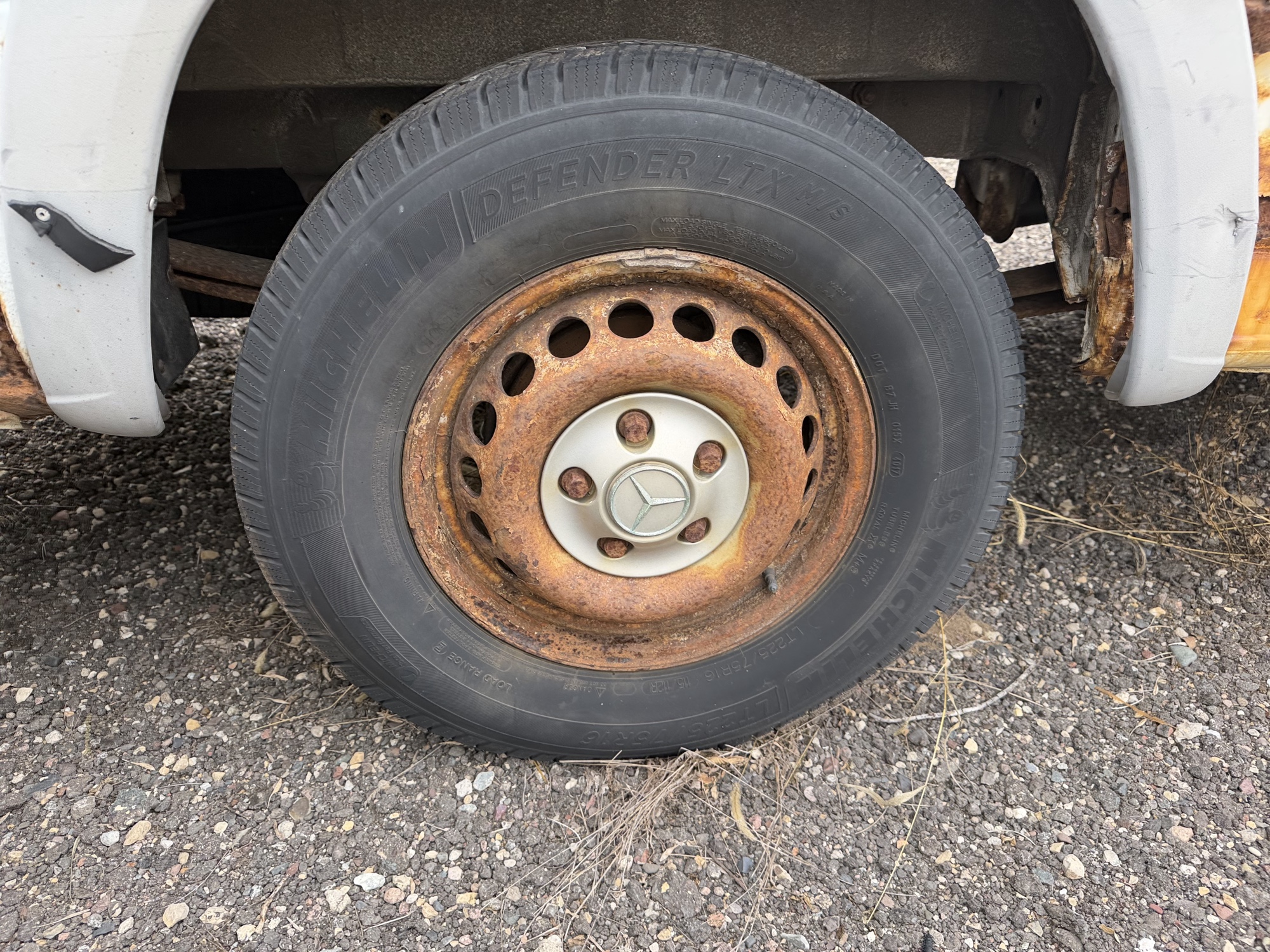 2006 dodge sprinter-wagon 2500-high-ceiling-140-in.-wb for sale near elk-river, minnesota 106555_14_rear_pass_wheel.jpg