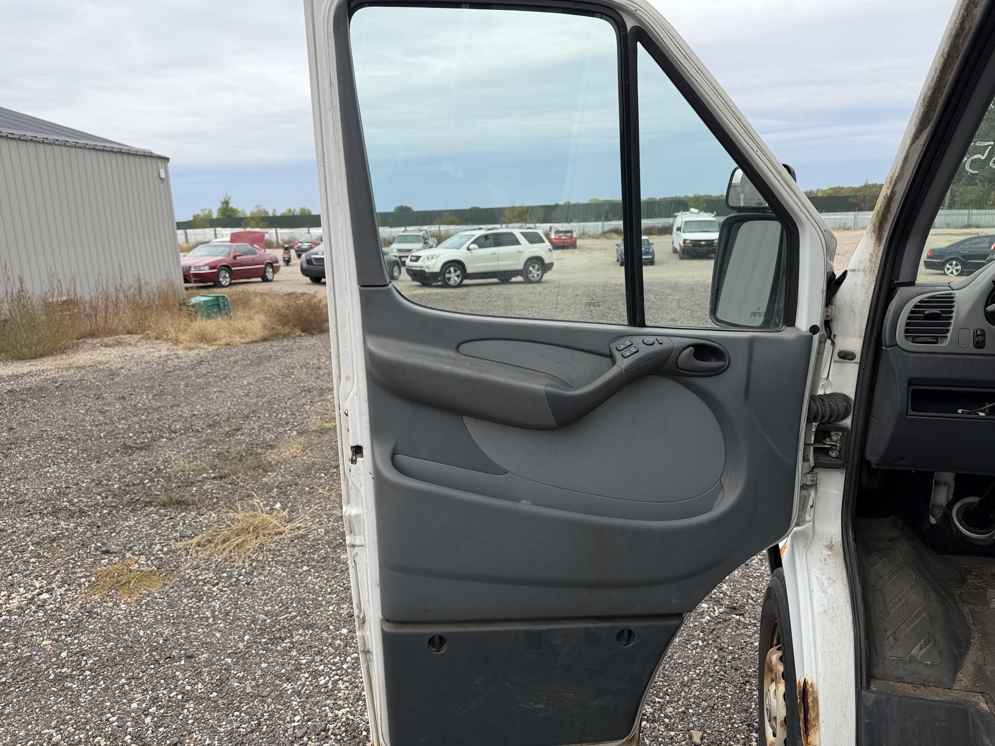 2006 dodge sprinter-wagon 2500-high-ceiling-140-in.-wb for sale near elk-river, minnesota 106555_23_driver_door_panel.jpg