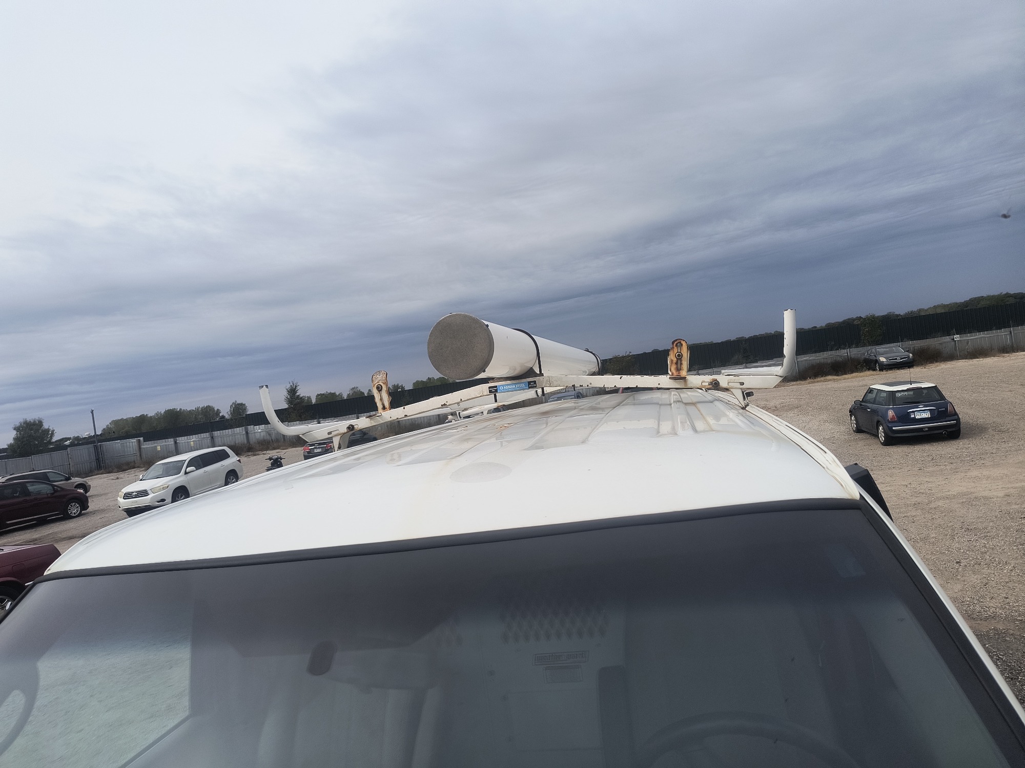 2014 chevrolet express 2500-cargo with 199160 miles for sale near elk-river, minnesota 106556_11_roof.jpg