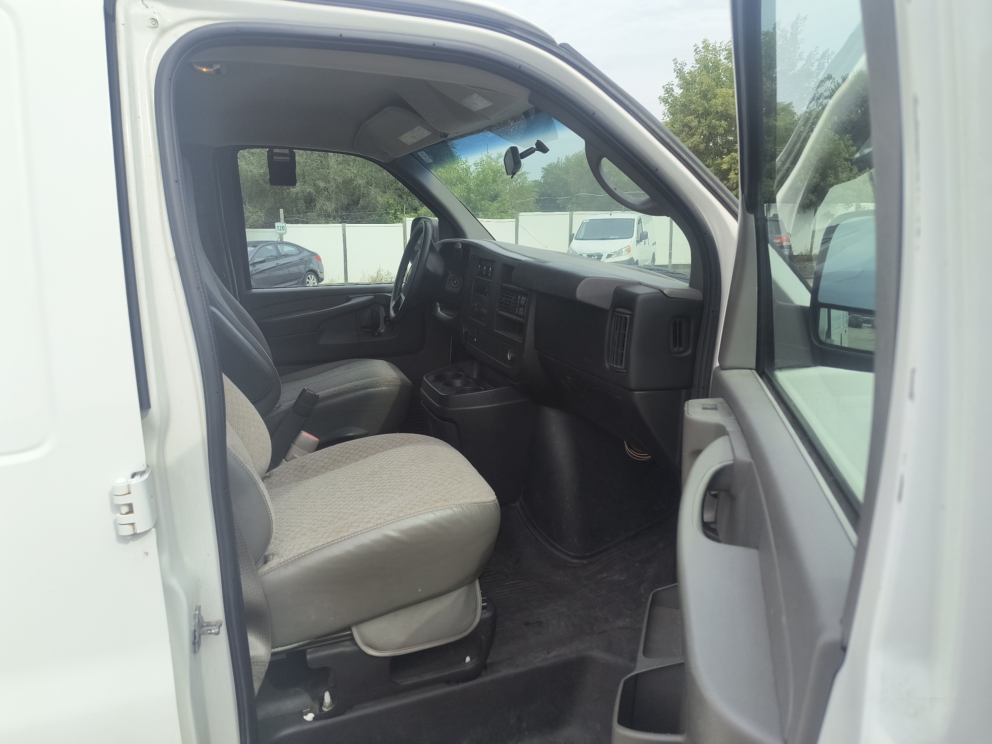 2014 chevrolet express 2500-cargo with 199160 miles for sale near elk-river, minnesota 106556_31_passenger_seat.jpg