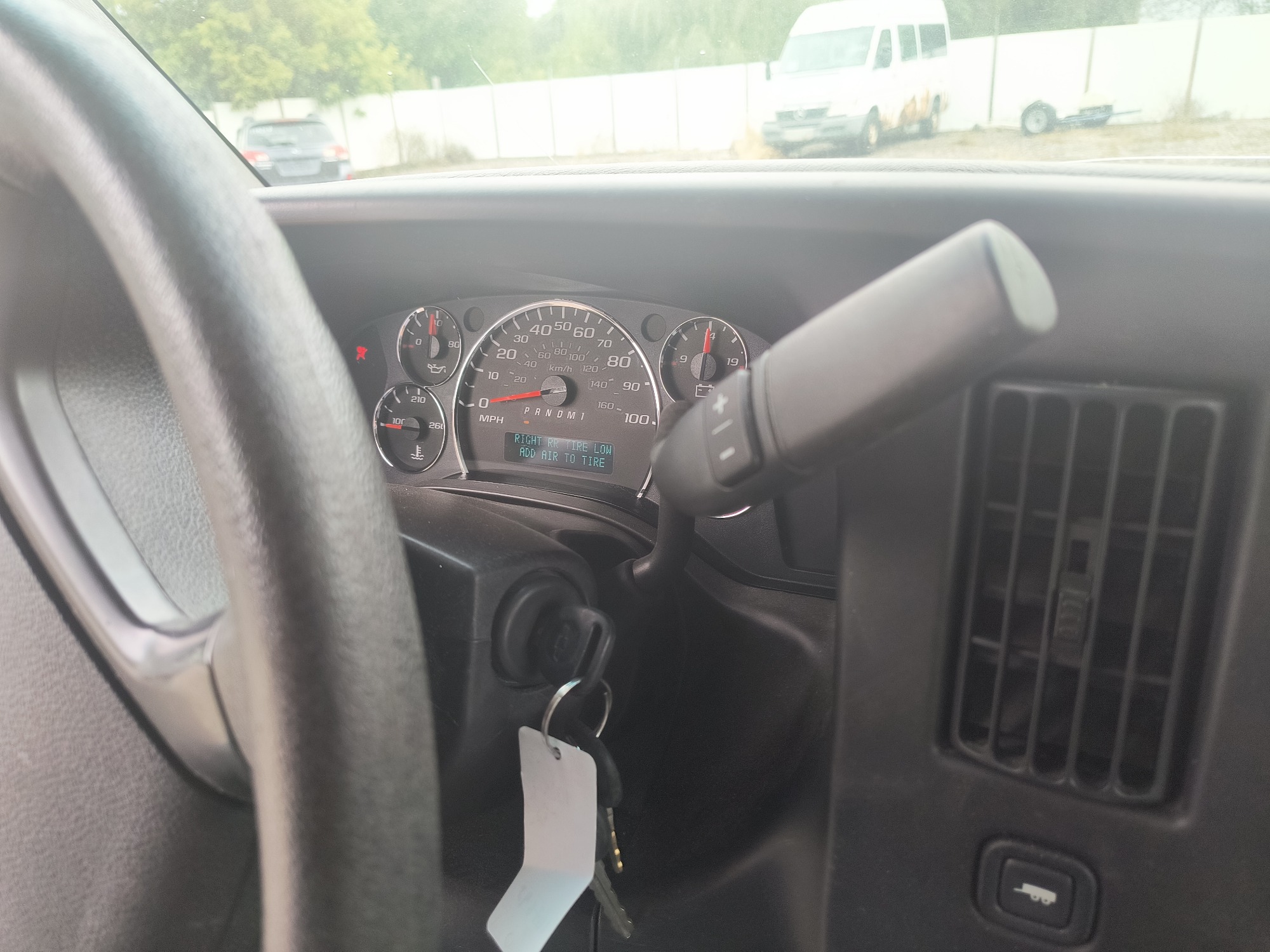 2014 chevrolet express 2500-cargo with 199160 miles for sale near elk-river, minnesota 106556_41_shifter.jpg