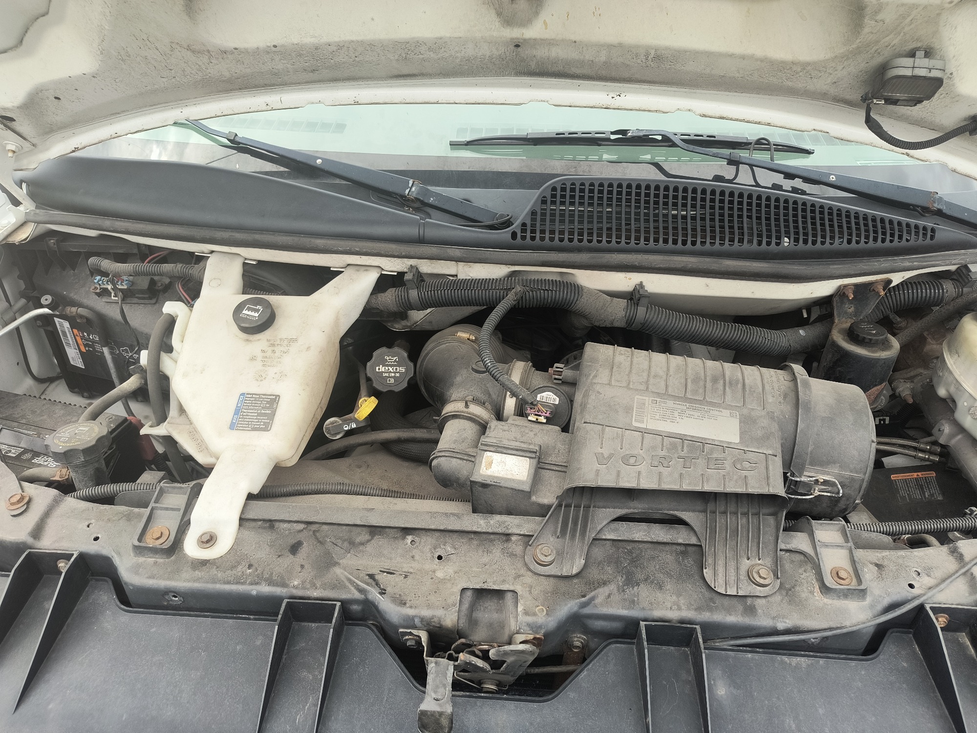 2014 chevrolet express 2500-cargo with 199160 miles for sale near elk-river, minnesota 106556_49_engine_bay.jpg