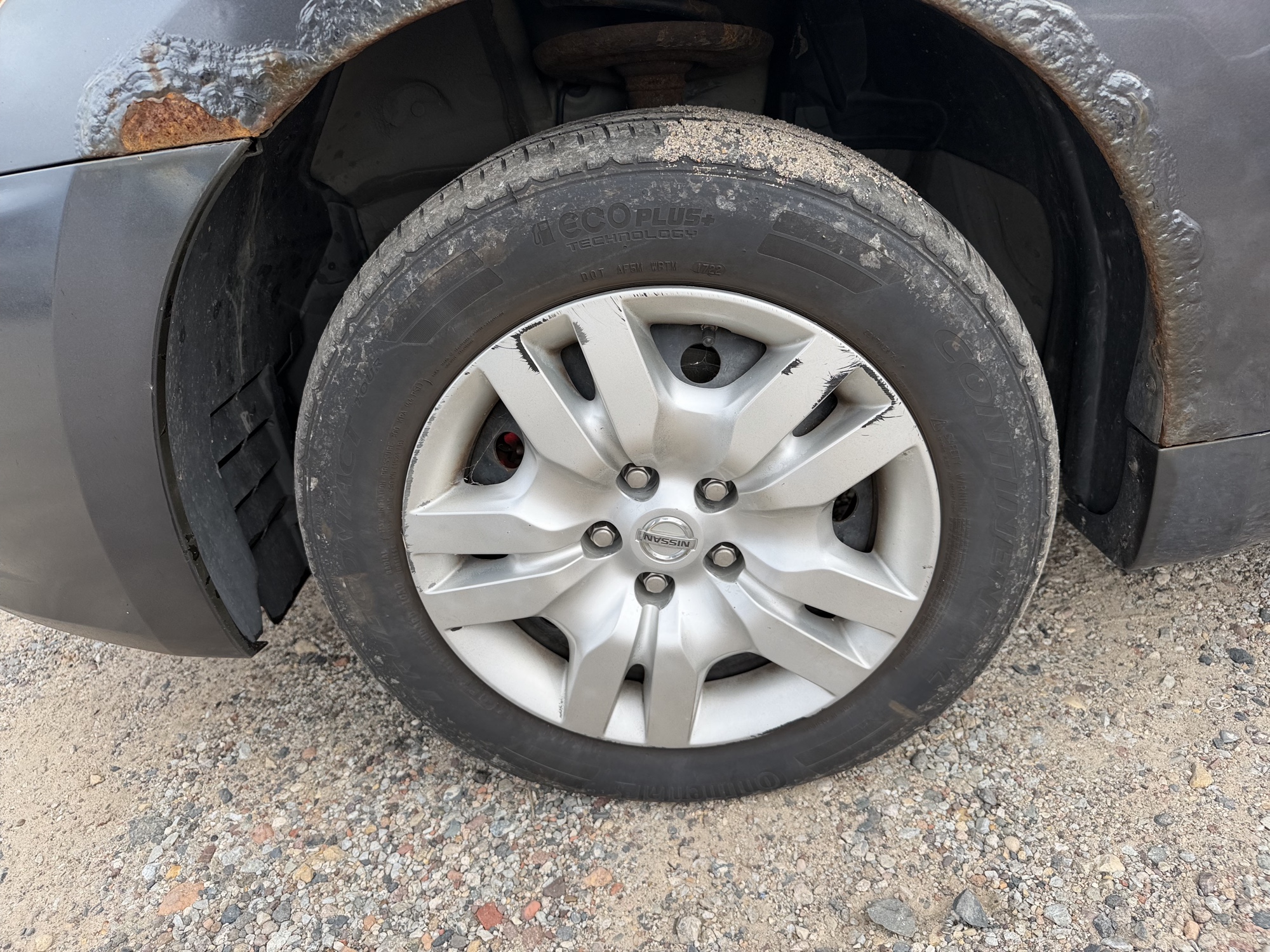 2010 nissan altima 2.5-s with 231356 miles for sale near elk-river, minnesota 106560_12_drv_front_wheel.jpg