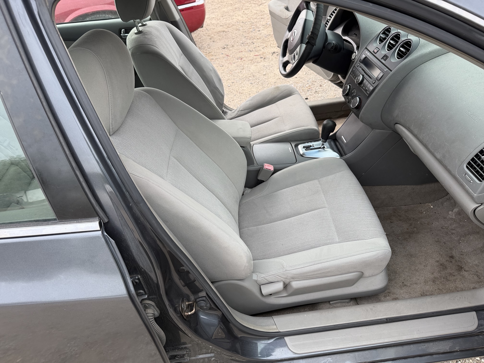 2010 nissan altima 2.5-s with 231356 miles for sale near elk-river, minnesota 106560_31_passenger_seat.jpg