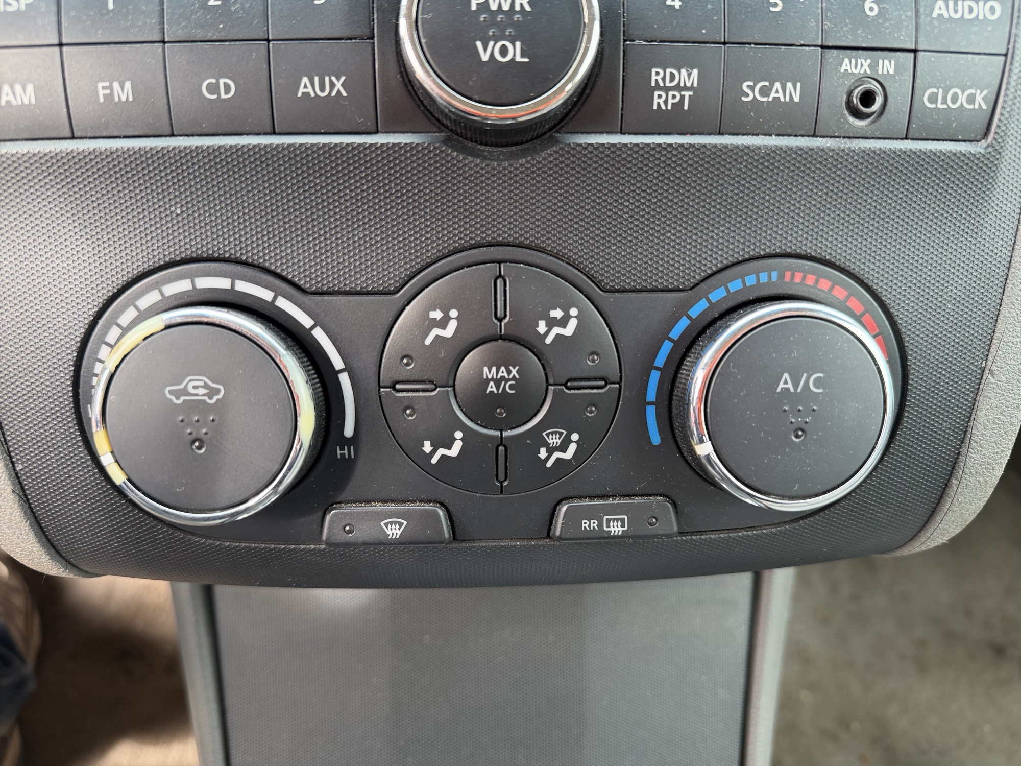 2010 nissan altima 2.5-s with 231356 miles for sale near elk-river, minnesota 106560_40_climate_control.jpg