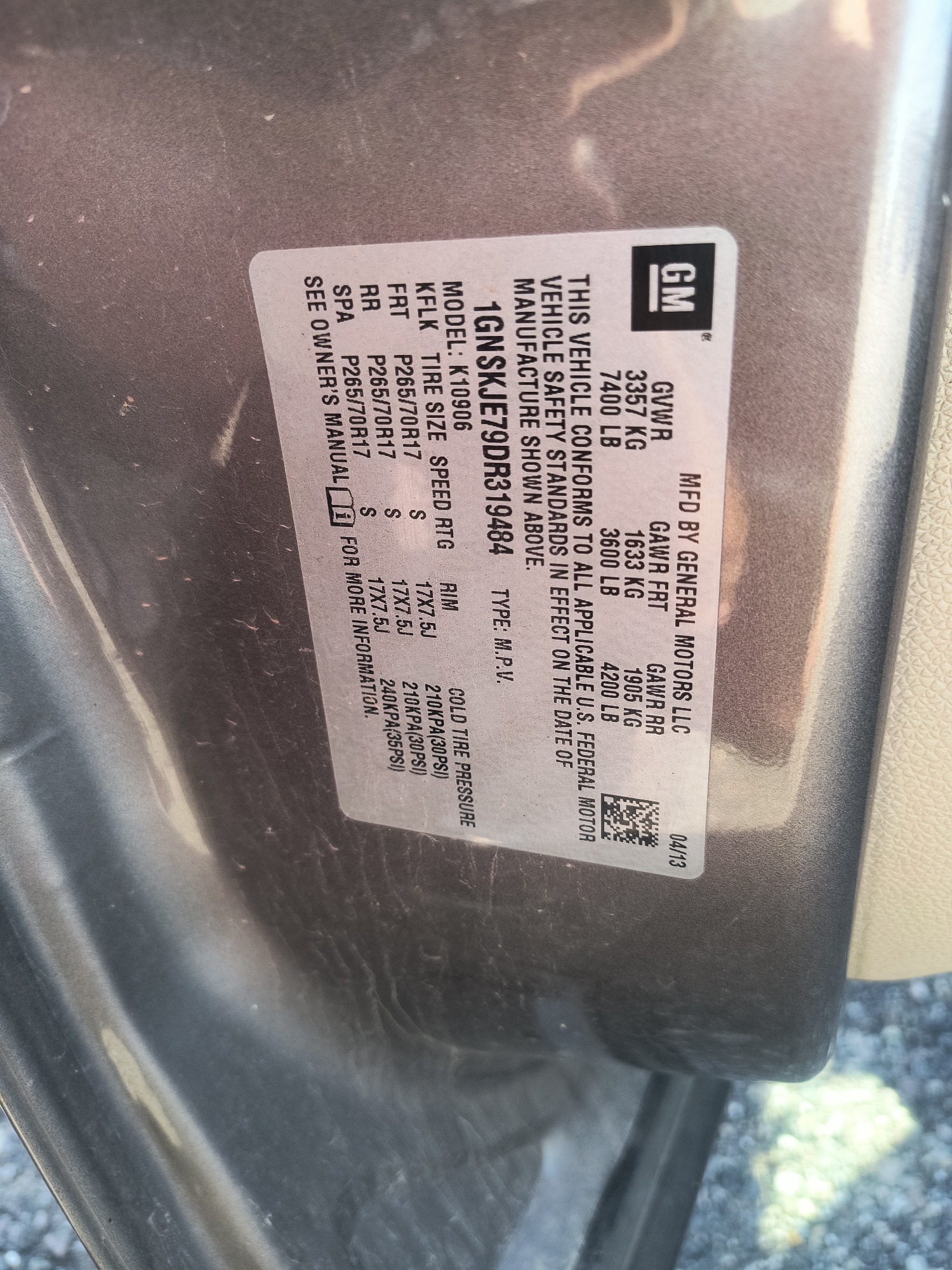 2013 chevrolet suburban ltz-1500-4wd with 215158 miles for sale near elk-river, minnesota 106563_47_door_vin_sticker.jpg