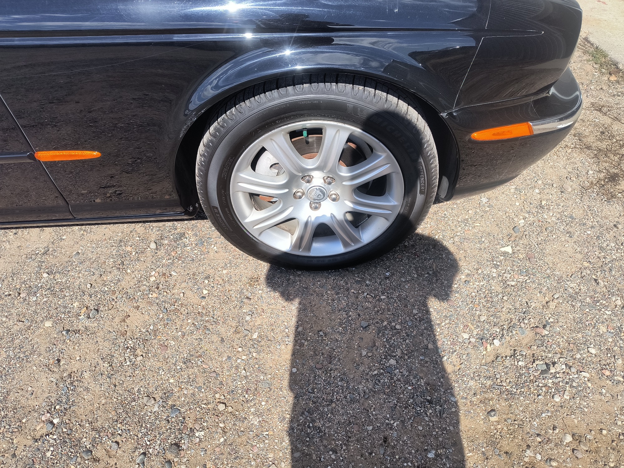 2005 jaguar xj-series xj8l with 123017 miles for sale near elk-river, minnesota 106564_15_front_pass_wheel.jpg