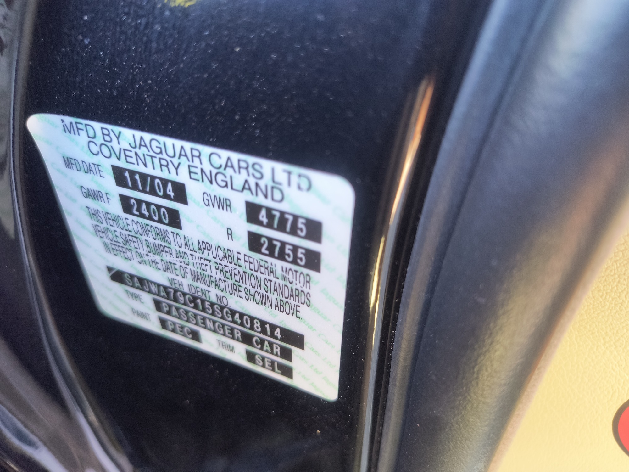 2005 jaguar xj-series xj8l with 123017 miles for sale near elk-river, minnesota 106564_47_door_vin_sticker.jpg
