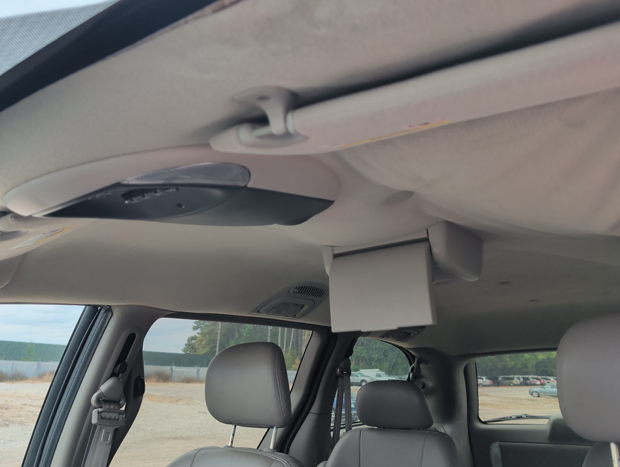 2003 chrysler town-and-country with 184015 miles for sale near elk-river, minnesota 106565_35_headliner_sunroof.jpg