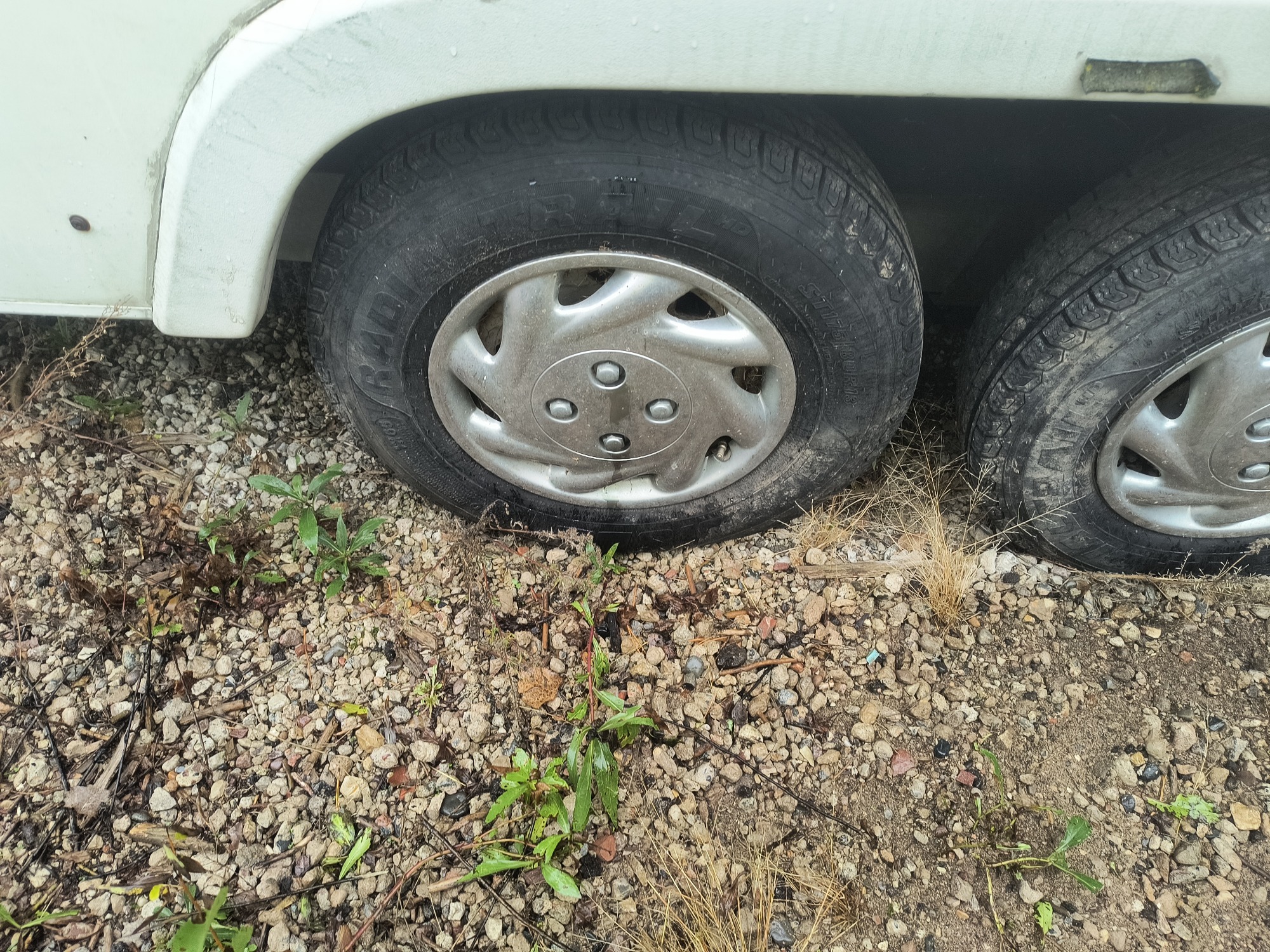 1998 aerolite travel-trailer - for sale near Elk River, Minnesota 106566_15_front_pass_wheel.jpg