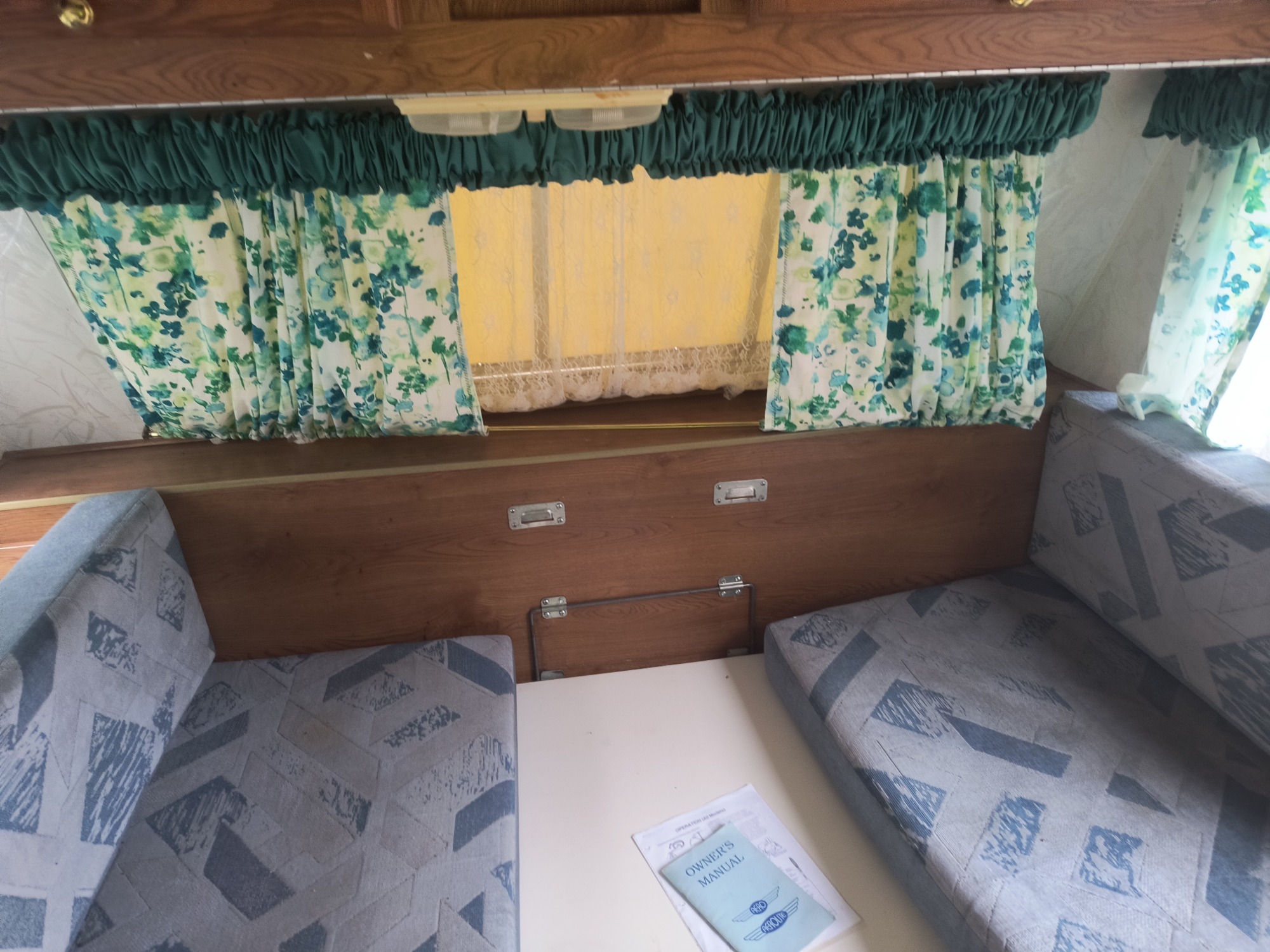 1998 aerolite travel-trailer - for sale near Elk River, Minnesota 106566_23_driver_door_panel.jpg
