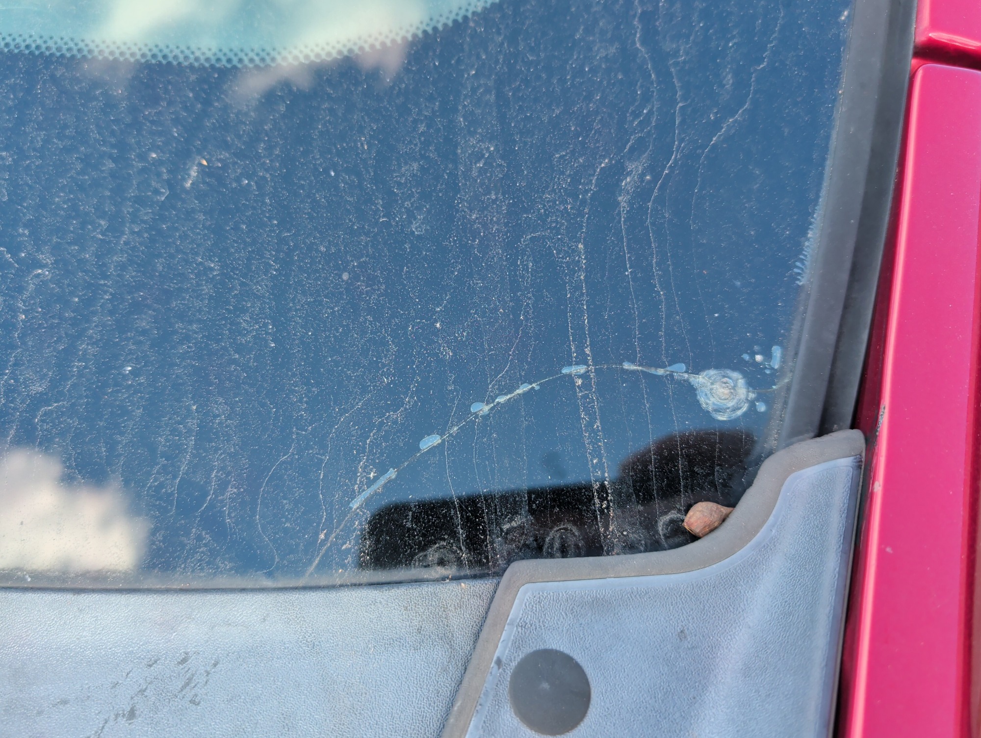 2007 ford edge se-fwd with 258081 miles for sale near elk-river, minnesota 106568_09_front_windshield.jpg