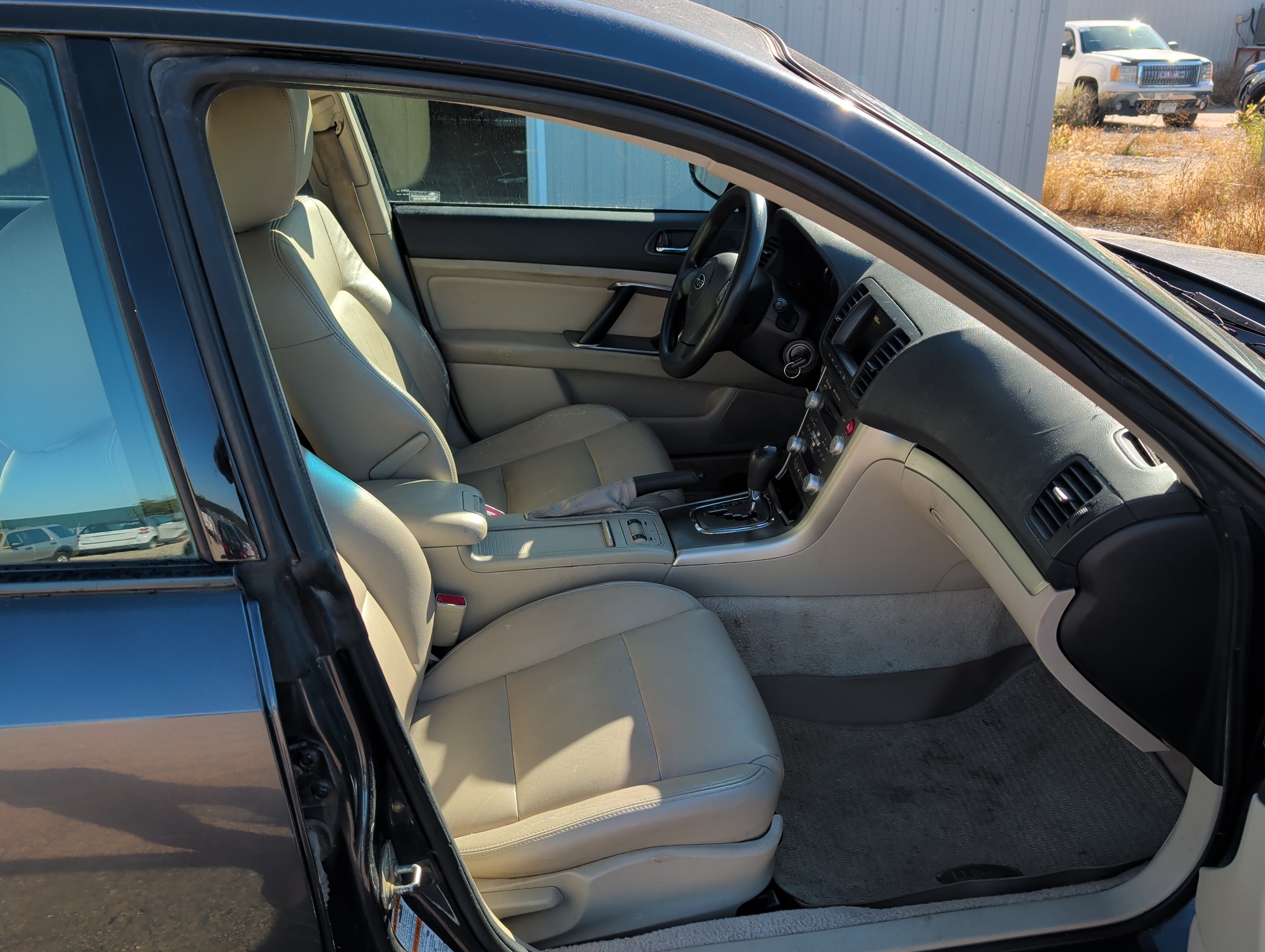 2008 subaru outback 2.5i with 185699 miles for sale near elk-river, minnesota 106569_31_passenger_seat.jpg