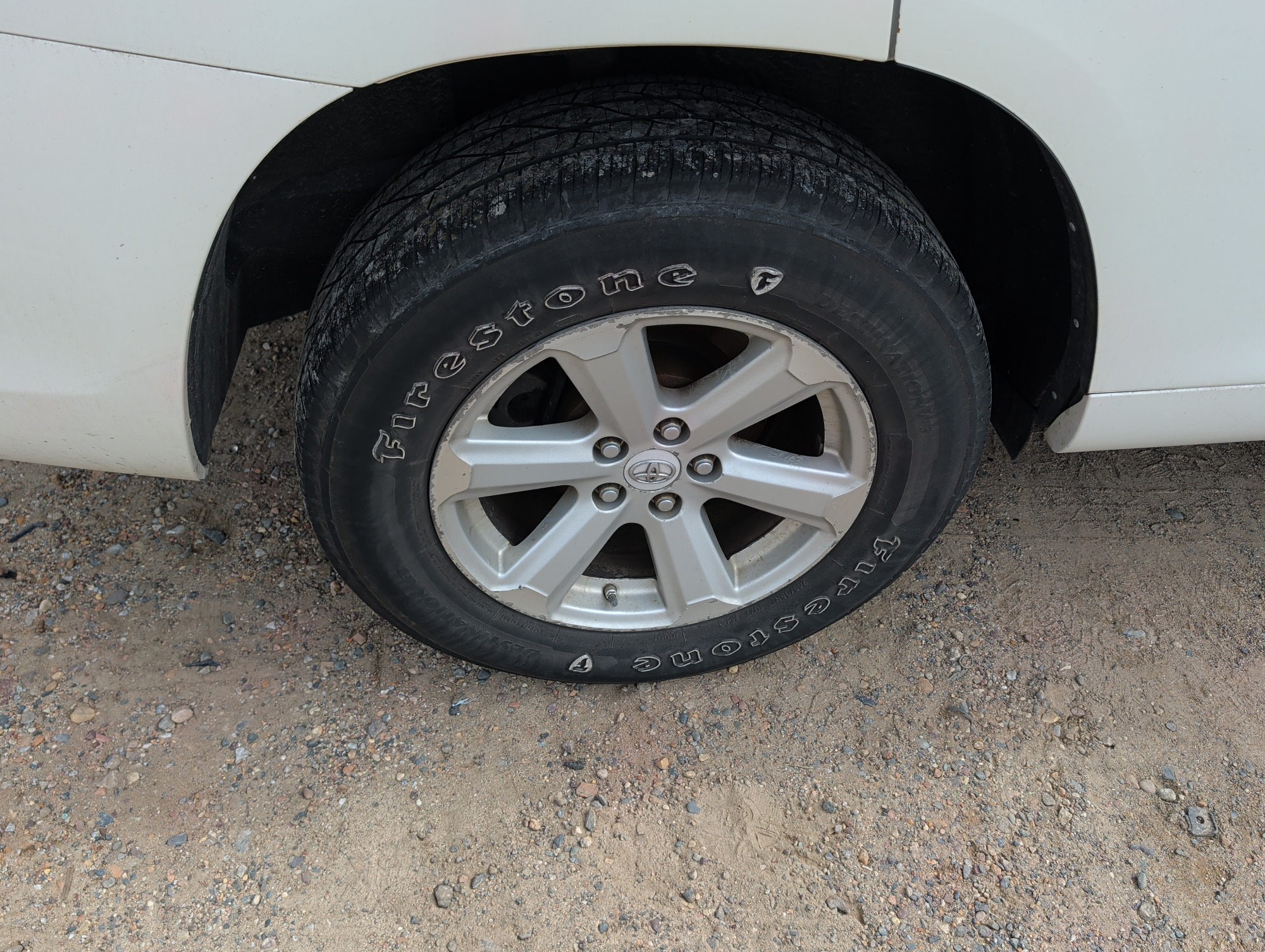 2008 toyota highlander base-4wd with 296754 miles for sale near elk-river, minnesota 106570_14_rear_pass_wheel.jpg