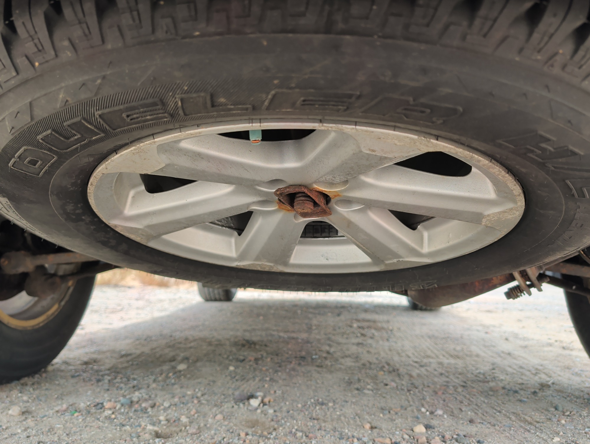 2008 toyota highlander base-4wd with 296754 miles for sale near elk-river, minnesota 106570_27_spare_tire.jpg
