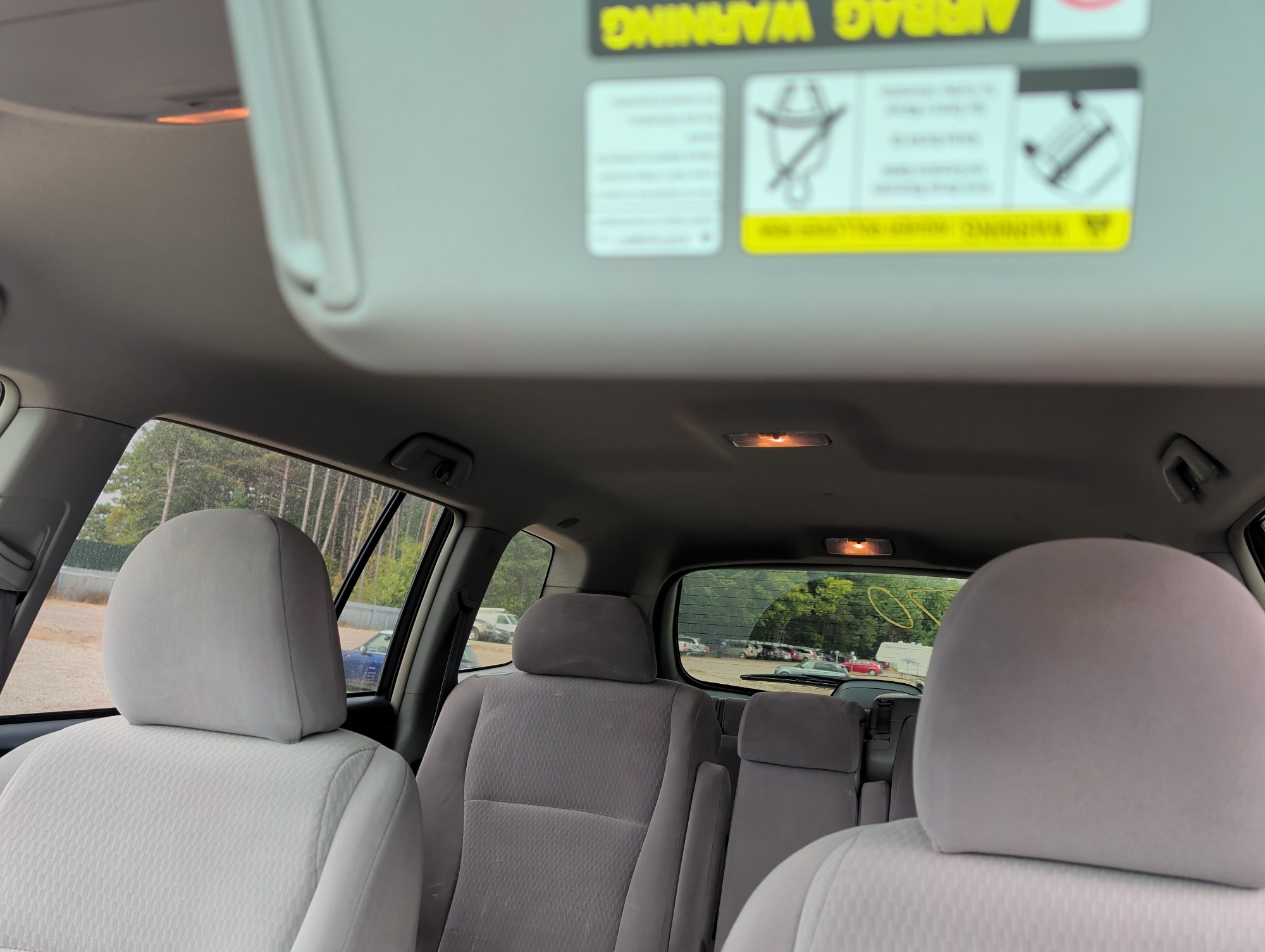 2008 toyota highlander base-4wd with 296754 miles for sale near elk-river, minnesota 106570_35_headliner_sunroof.jpg