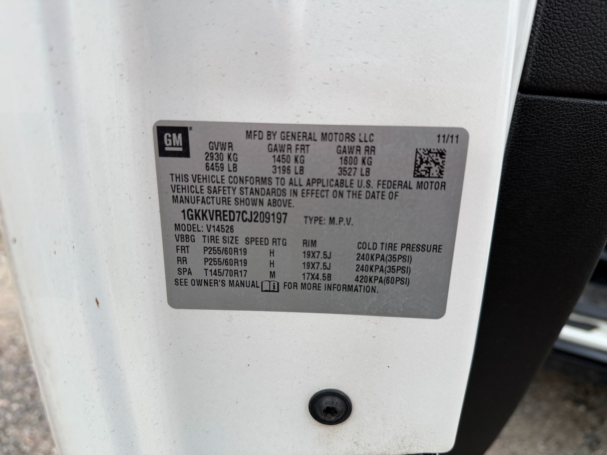 2012 gmc acadia slt-1-awd with 221954 miles for sale near elk-river, minnesota 106571_47_door_vin_sticker.jpg