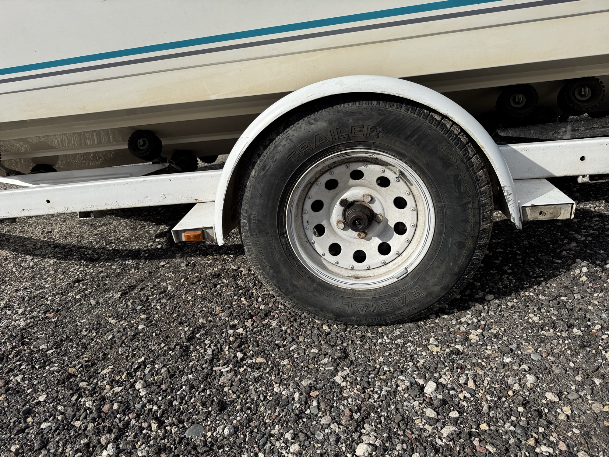 1993 ebbtide campione for sale near Elk River, Minnesota 106573_13_rear_drv_wheel.jpg