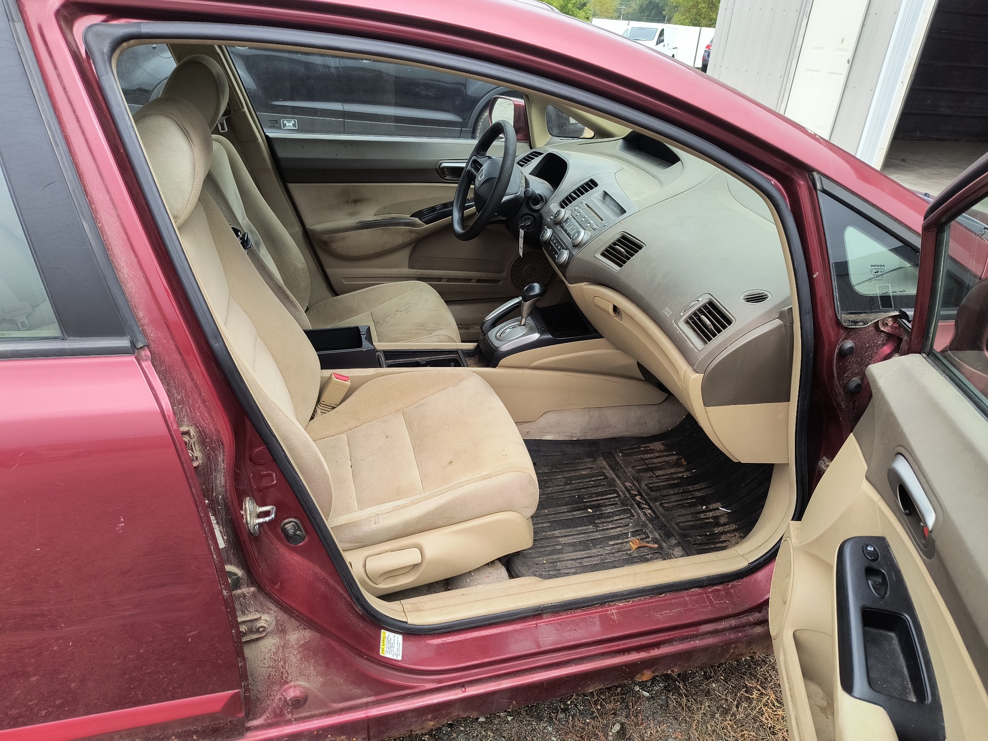2006 honda civic lx-sedan-at with 229409 miles for sale near Elk River, Minnesota 106574_31_passenger_seat.jpg