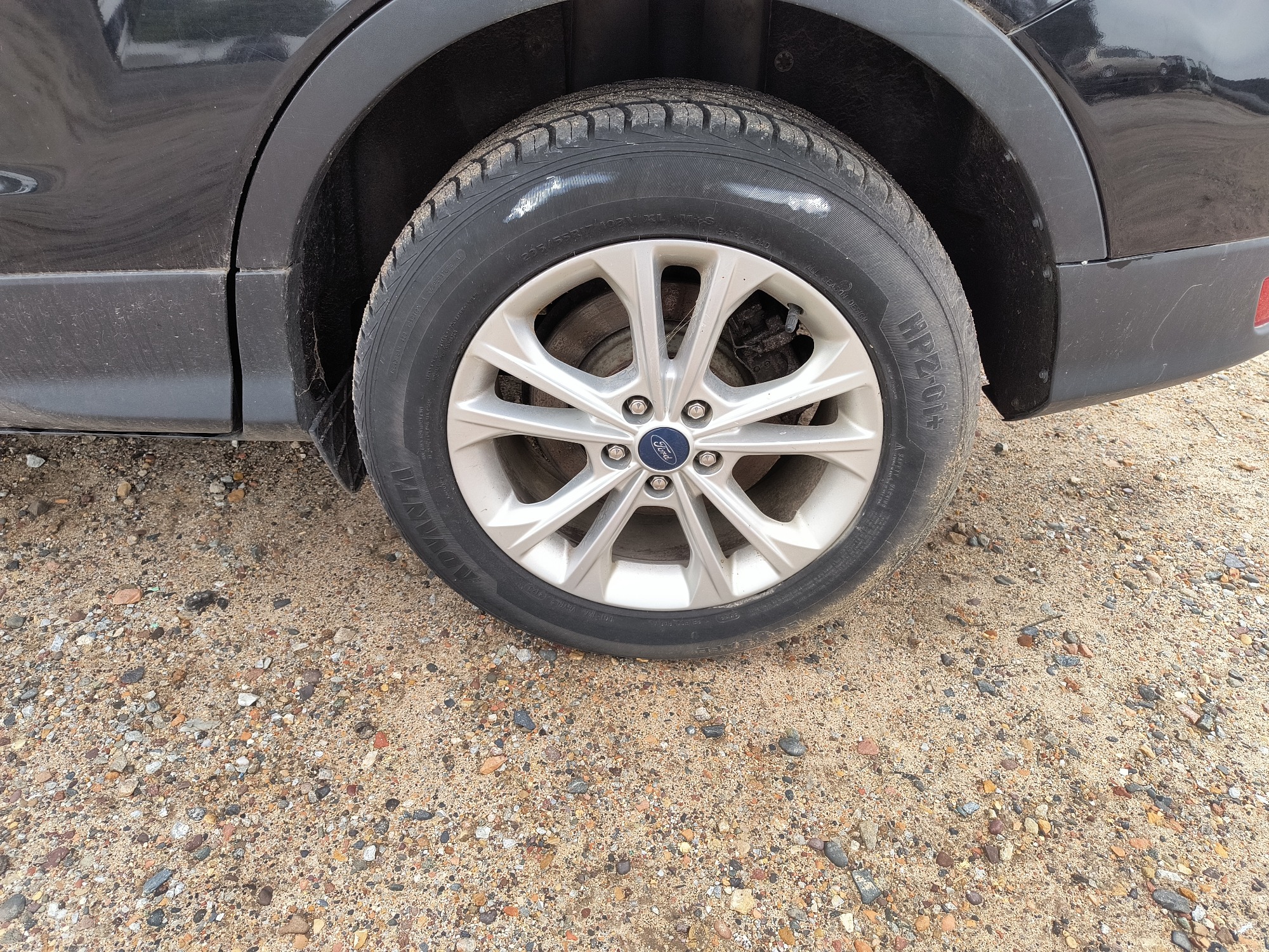 2017 ford escape se-4wd with 175150 miles for sale near Elk River, Minnesota 106576_13_rear_drv_wheel.jpg