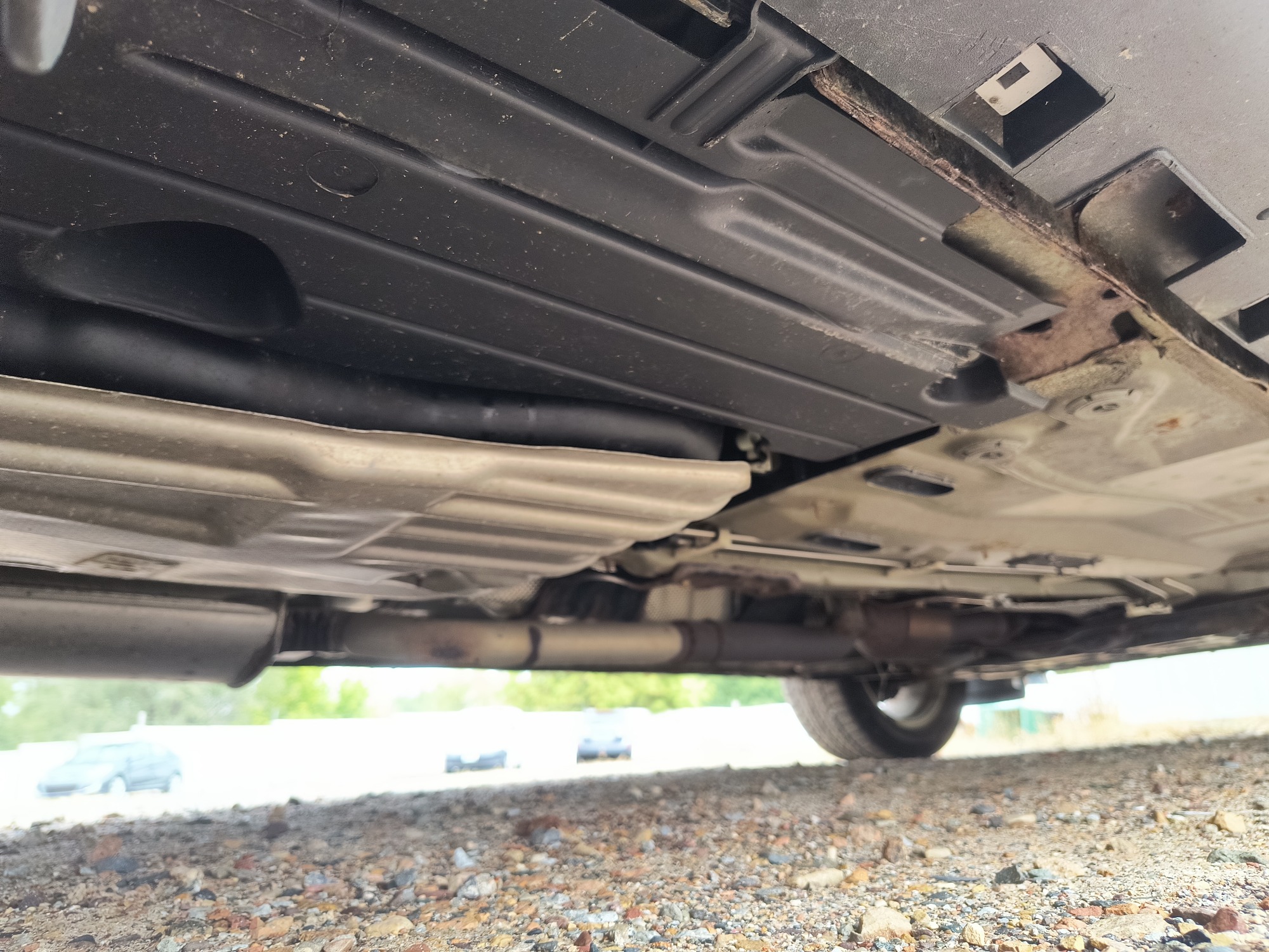 2017 ford escape se-4wd with 175150 miles for sale near Elk River, Minnesota 106576_20_undercar_rear_pass.jpg