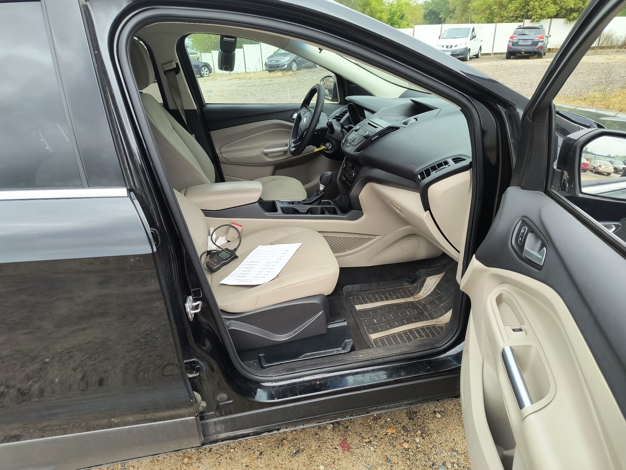 2017 ford escape se-4wd with 175150 miles for sale near Elk River, Minnesota 106576_31_passenger_seat.jpg