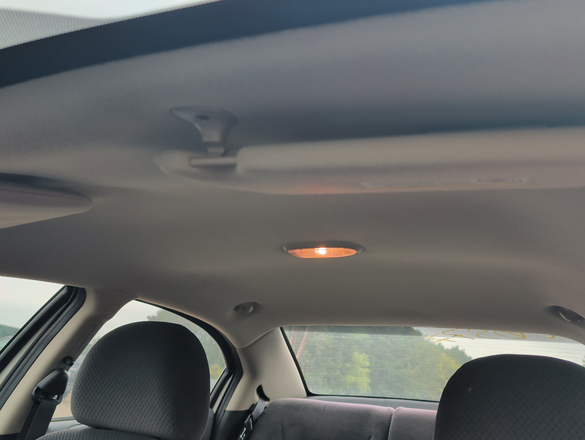 2005 dodge stratus with 83806 miles for sale near Elk River, Minnesota 106577_35_headliner_sunroof.jpg