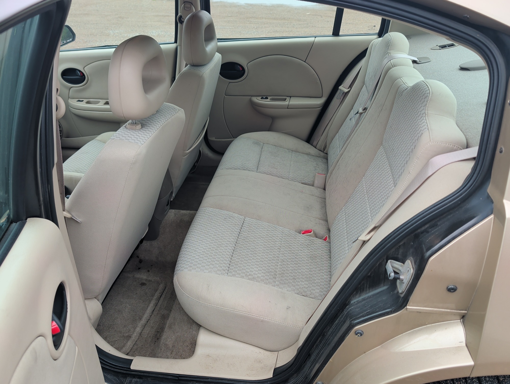 2006 saturn ion with 93338 miles for sale near Elk River, Minnesota 106579_24_drv_rear_seat.jpg