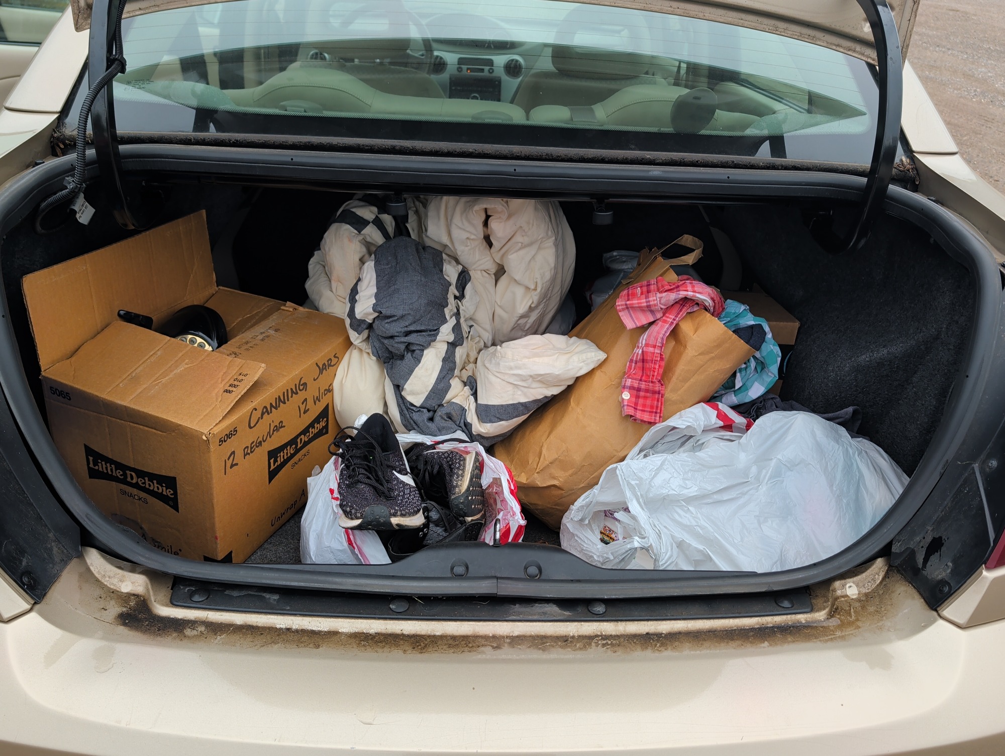 2006 saturn ion with 93338 miles for sale near Elk River, Minnesota 106579_26_trunk.jpg