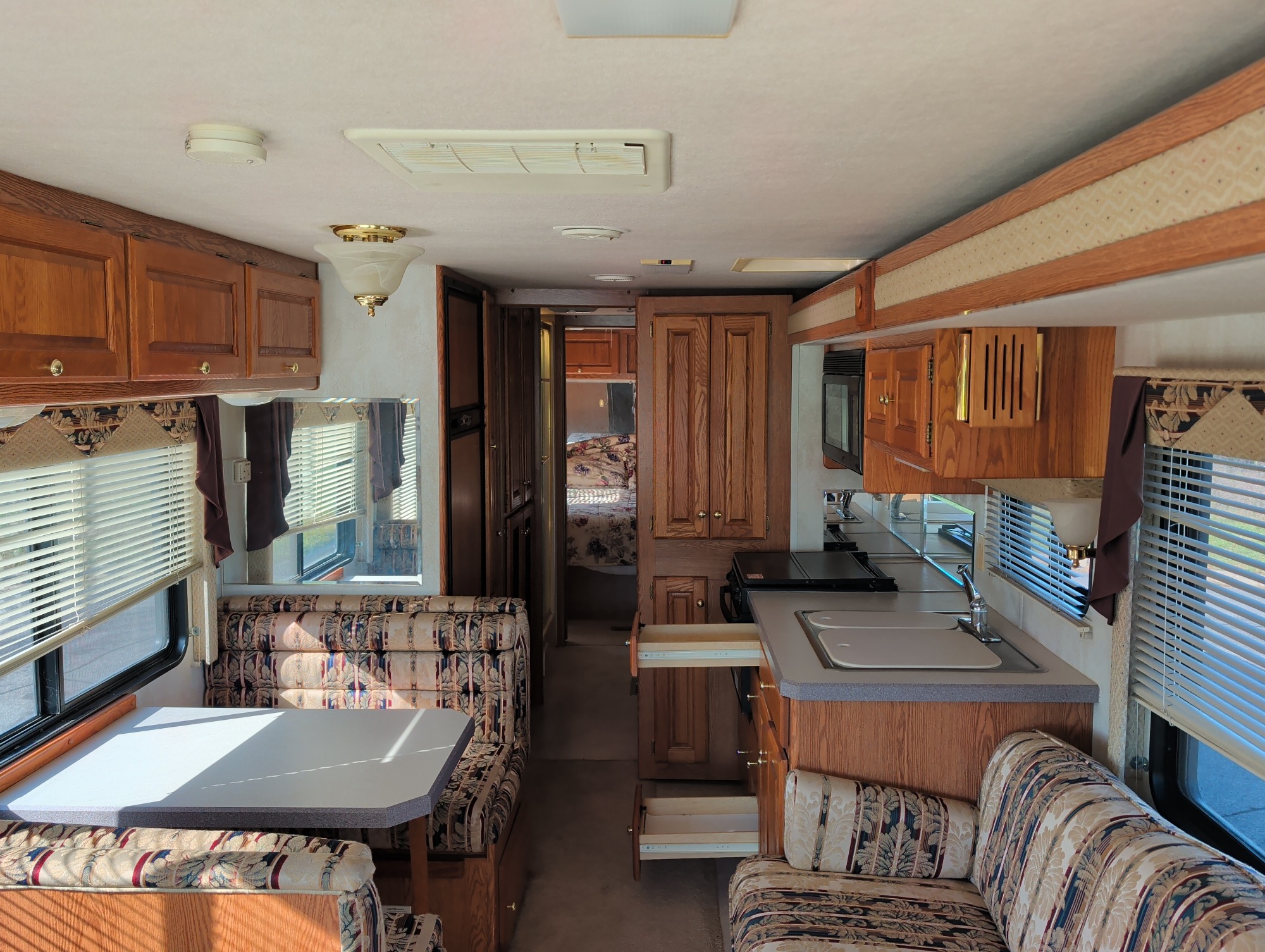 2000 roadmaster rail-dyanaster - with 51208 miles for sale near Elk River, Minnesota 106580_25_drv_rear_door_panel.jpg